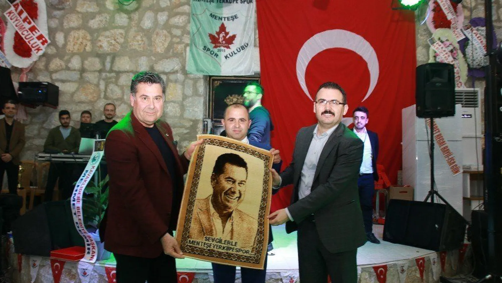 Mehmet Kocadon'a Kavaklıdere'de davullu zurnalı karşılama