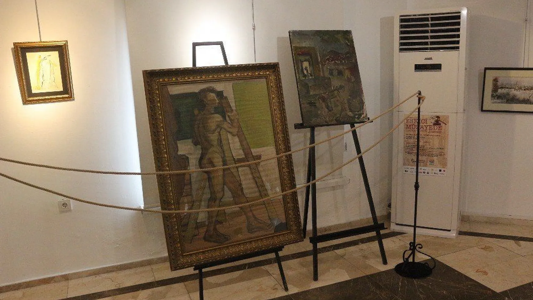 Dünyaca ünlü ressam Dali'nin eseri Marmaris'te sergileniyor