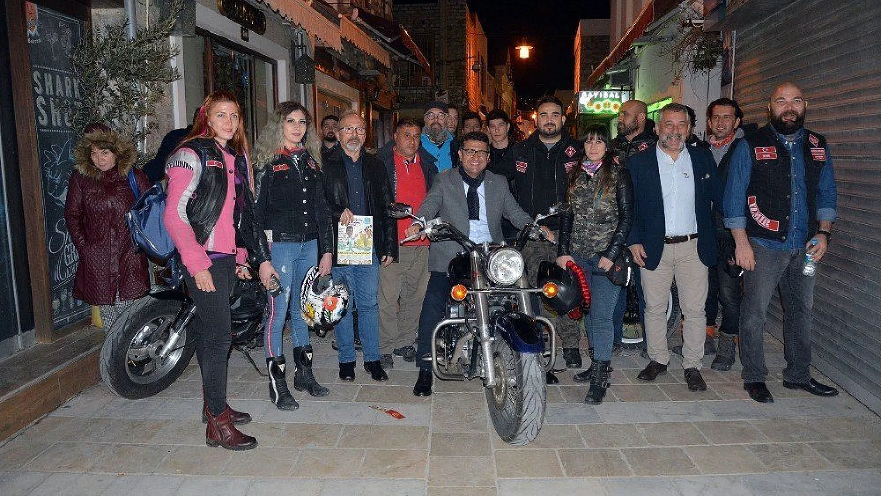 Motosiklet tutkunları Tosun'a tam destek
