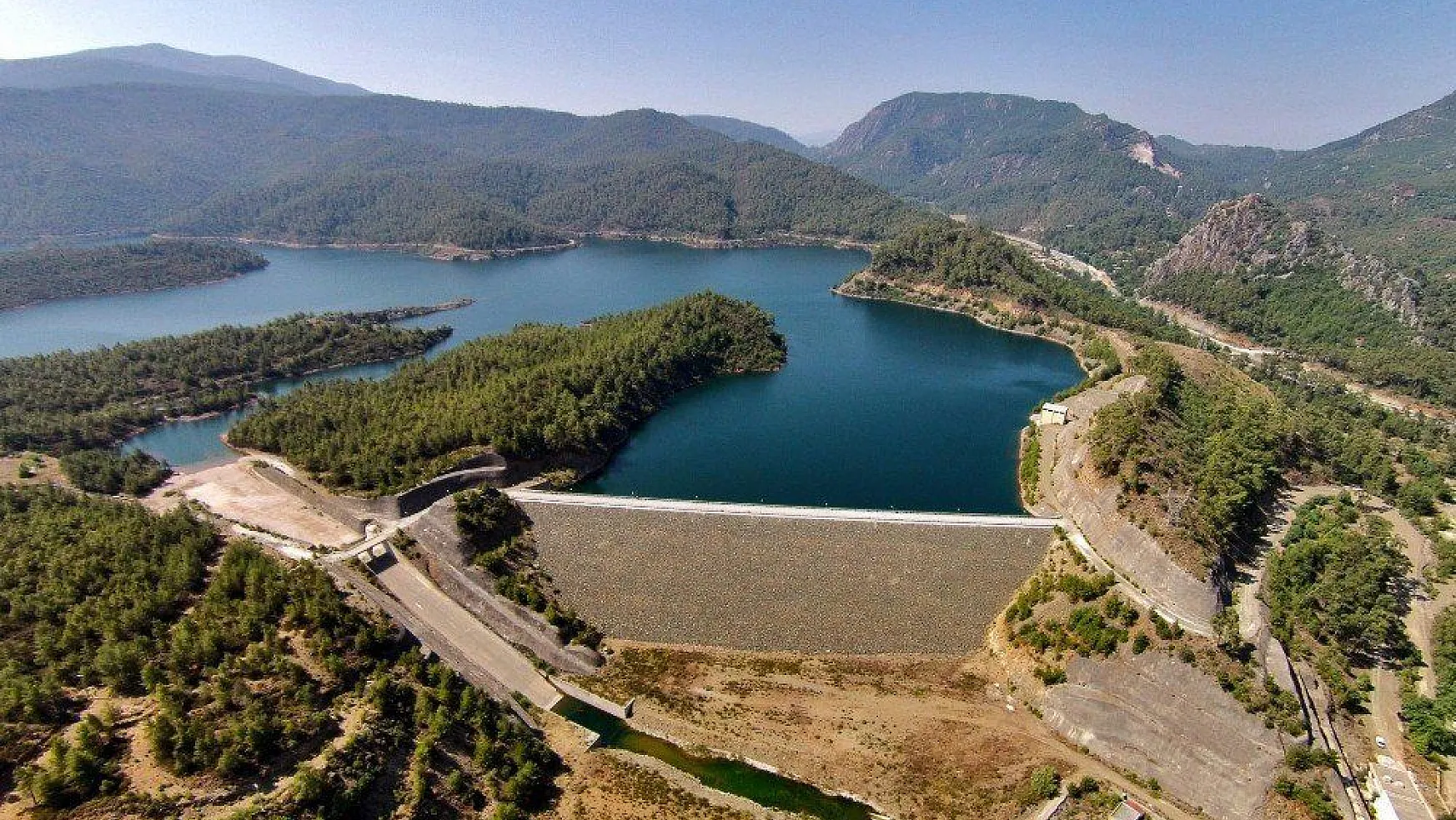 Büyükşehir'den Marmaris Atatürk Barajına Güneş Santrali