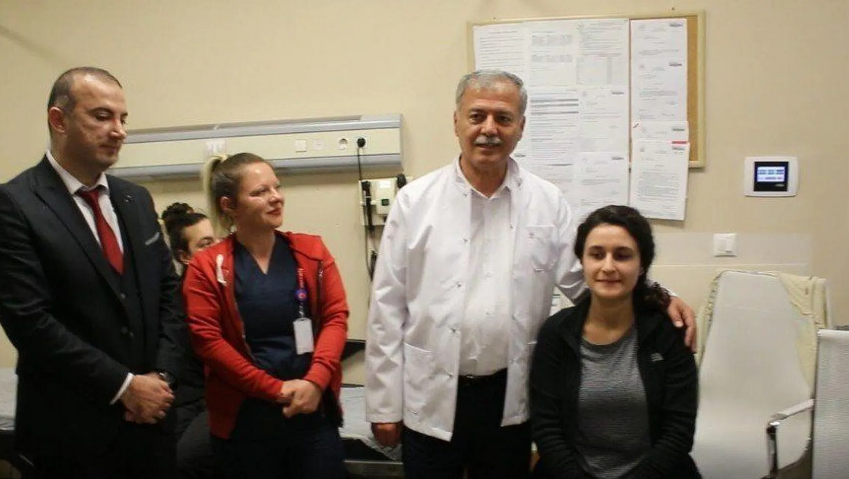 Dr. Mehmet Nil Hıdır meslektaşlarını unutmadı,14 Mart Tıp Bayramını kutladı