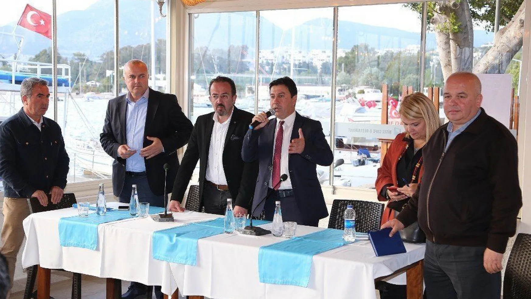 Başkan Aras, Bitez ve Ortakent esnafıyla buluştu