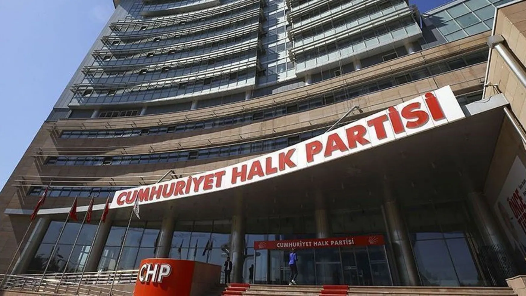 4 parti seçime CHP listesinden girecek