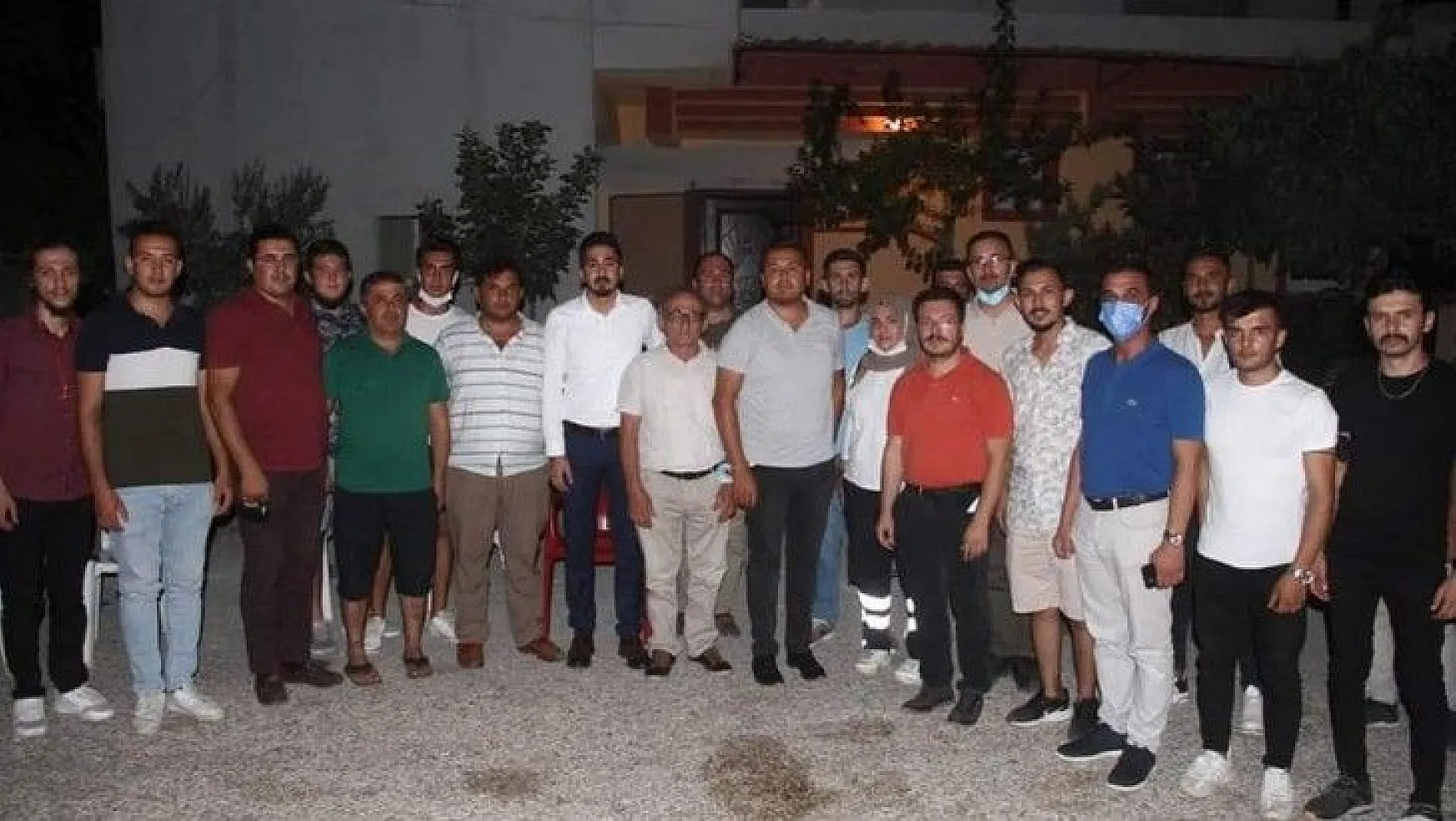 Ak Parti Gençlik Kollarından, Karaçulha Gönüllüler Derneğine ziyaret