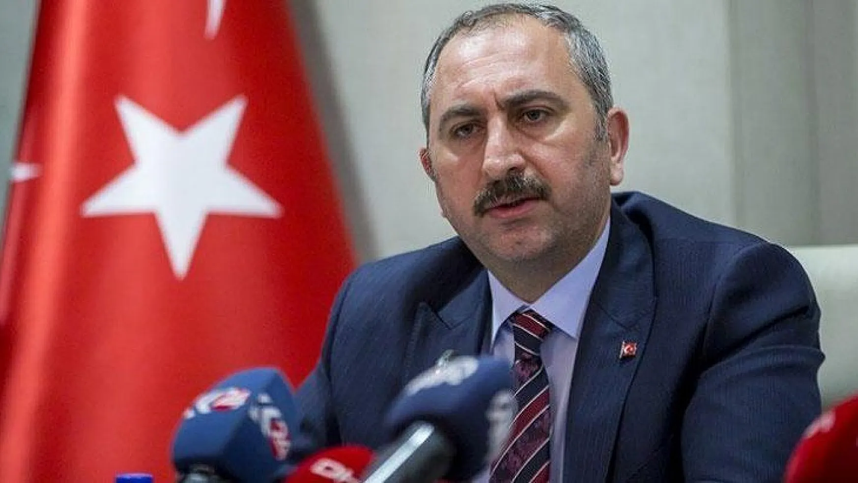 Bakan Gül 'Halk sağlığını tehdit eden davranışlar suçtur'