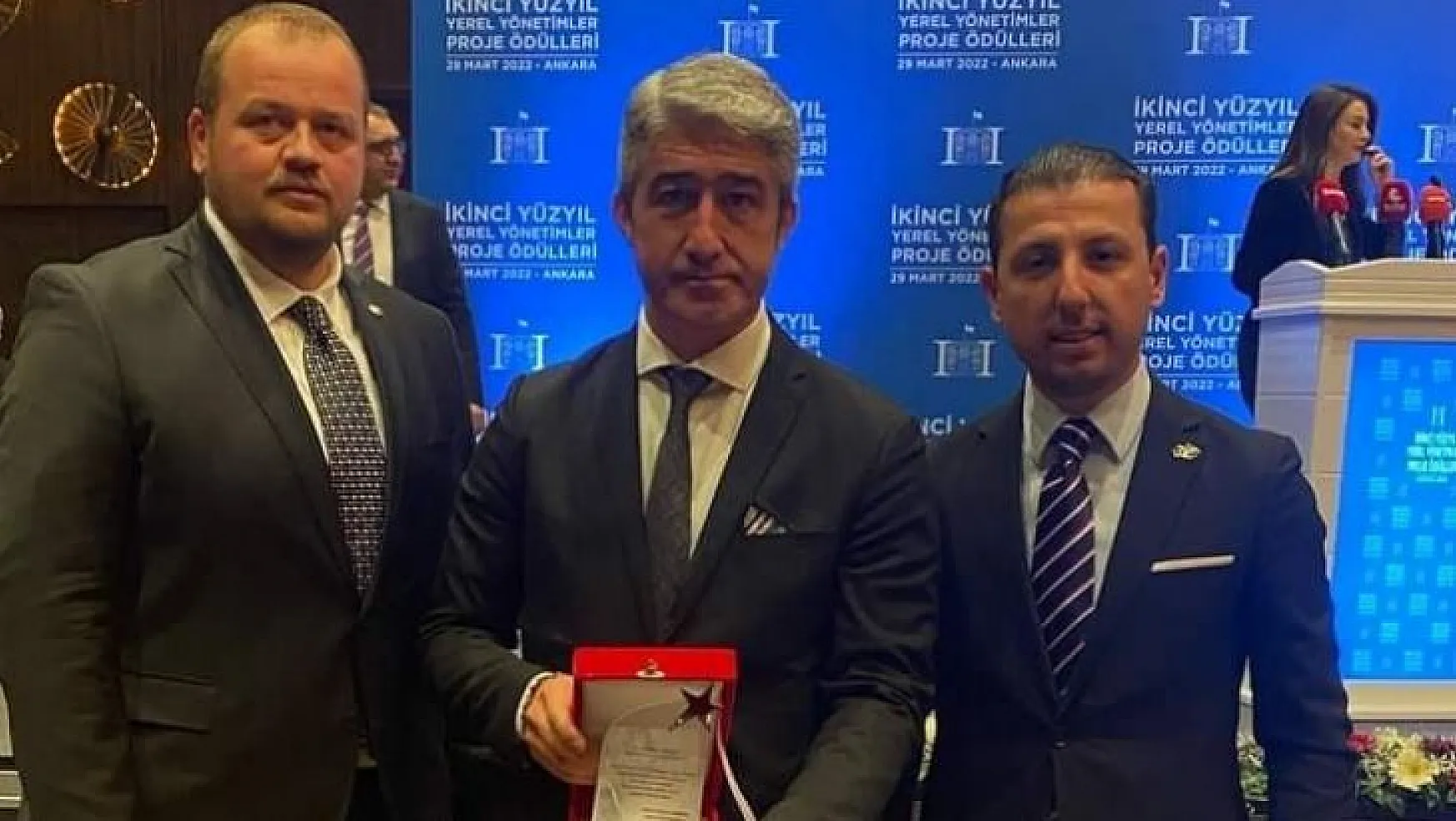 Başkan Oktay'a Ankara'da ödül