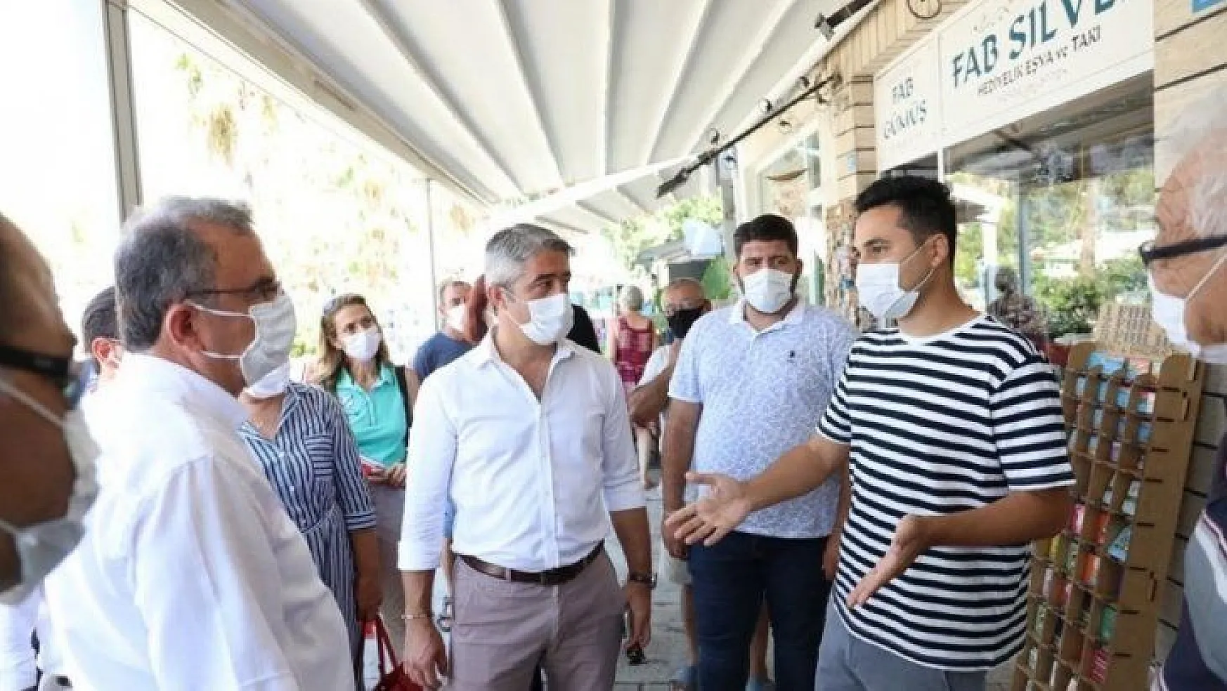 Başkan Oktay ve Milletvekili Girgin, Bozburun Mahallesi'ni ziyaret etti
