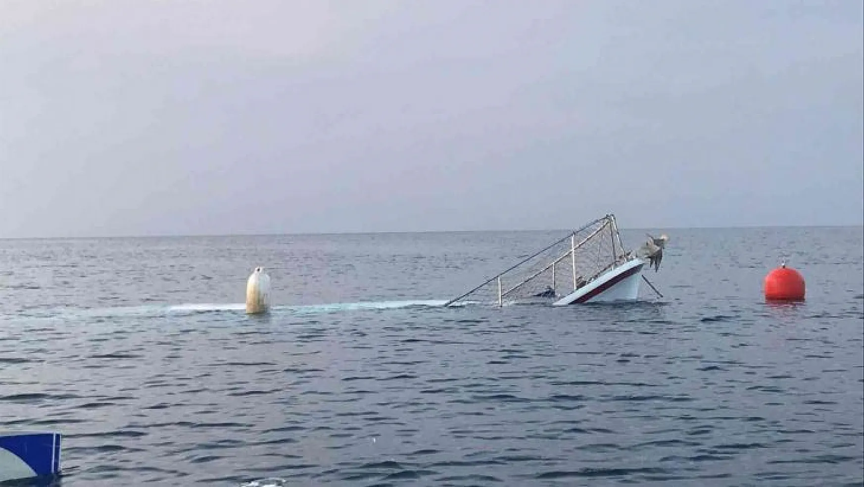 Bodrum'da alargadaki tekne battı