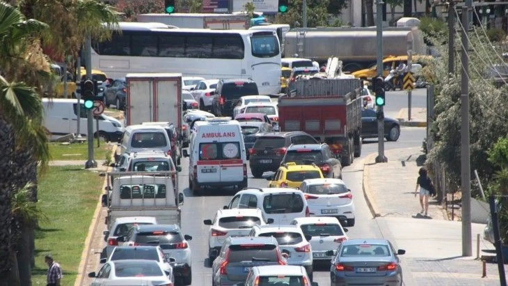 Bodrum'da trafik kaosu yaşanıyor