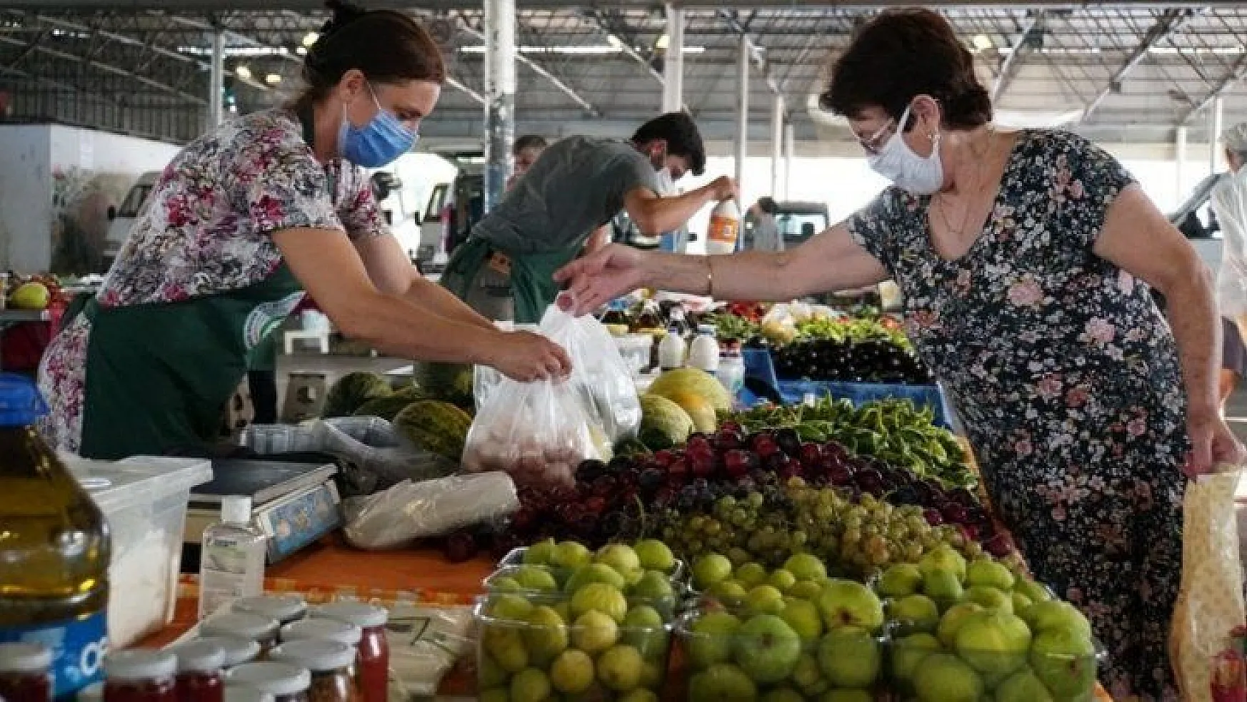 Bodrum'da üretici pazarına ilgi her geçen gün artıyor
