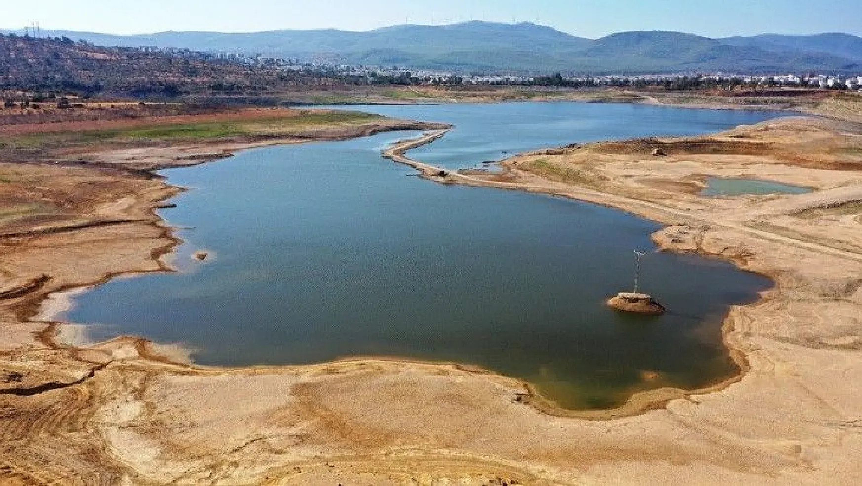 Bodrum'un su ihtiyacını karşılayan baraj kurudu