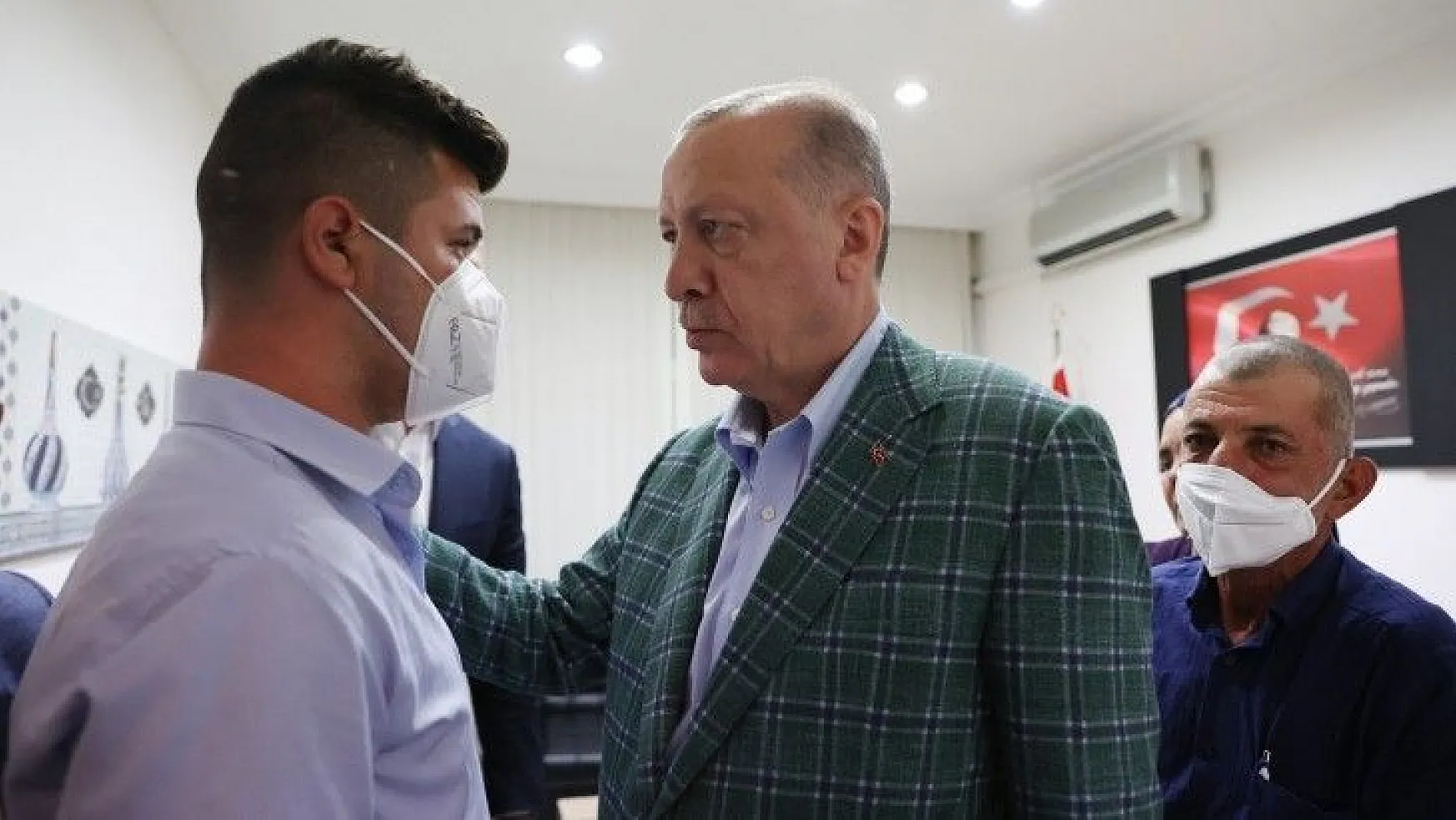 Cumhurbaşkanı Erdoğan'dan Şahin Akdemir'in ailesine taziye ziyareti