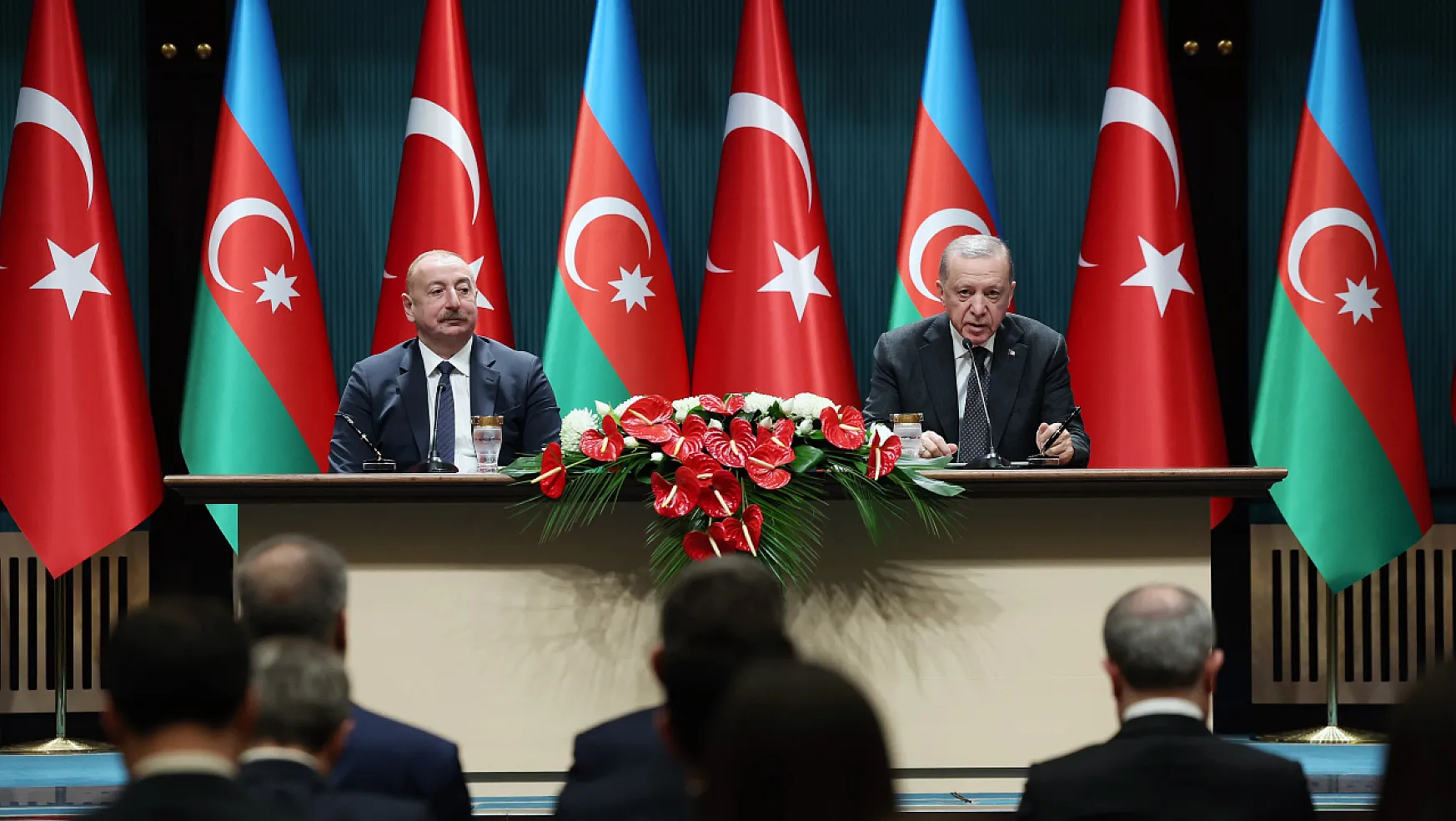 Cumhurbaşkanı Erdoğan: 'Karabağ'da İşgalin Sona Ermesiyle Birlikte Bölgemizde Kalıcı Barış İçin Tarihi Bir Fırsat Penceresi Açıldı'