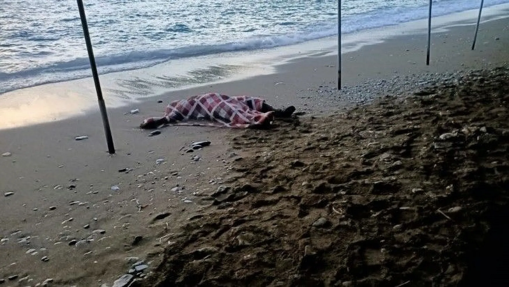 Datça'da kıyıya erkek cesedi vurdu