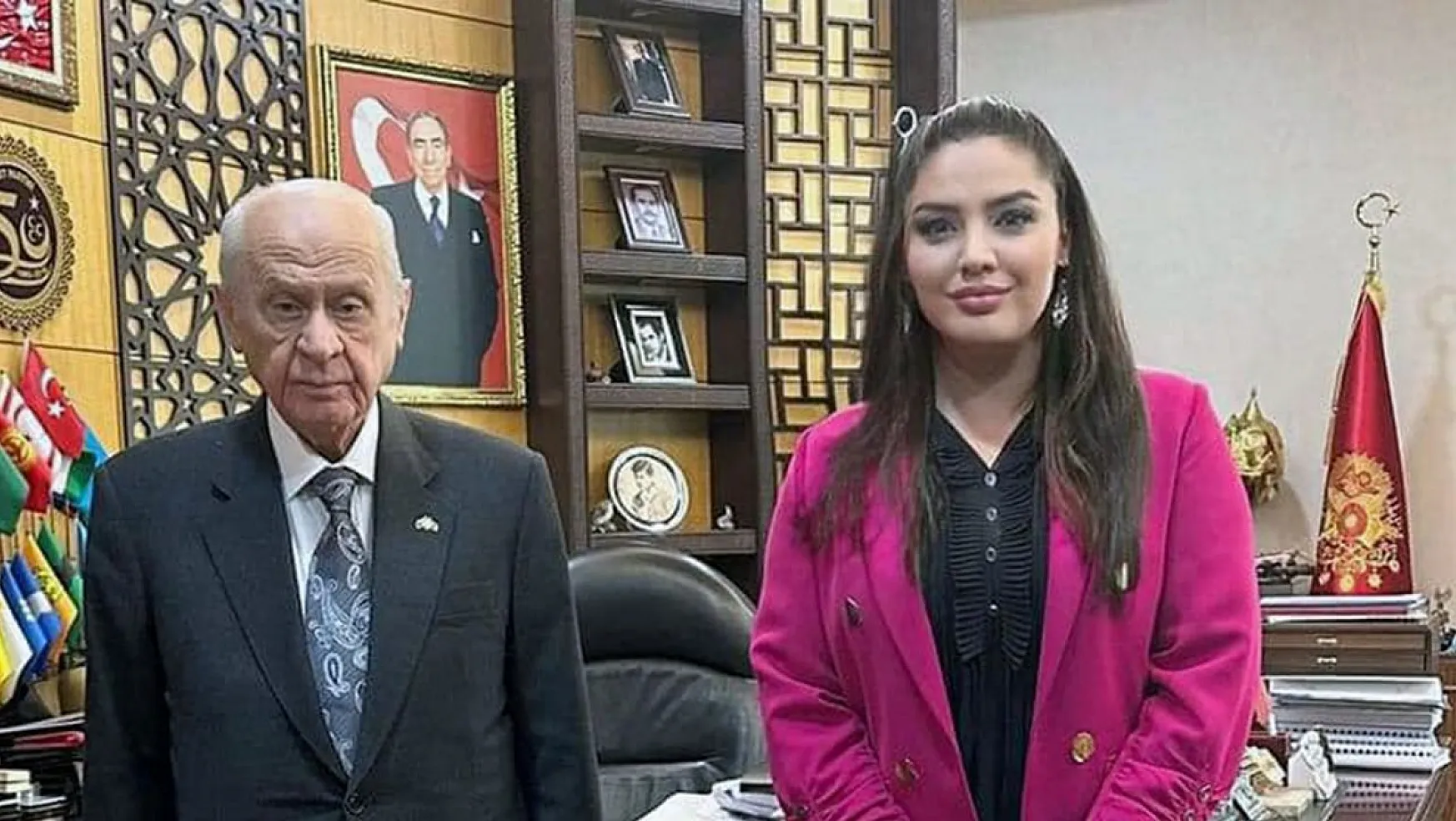 Dizi ve sinema oyuncusu Özlem Balcı, MHP Muğla 1'inci sıra milletvekili adayı