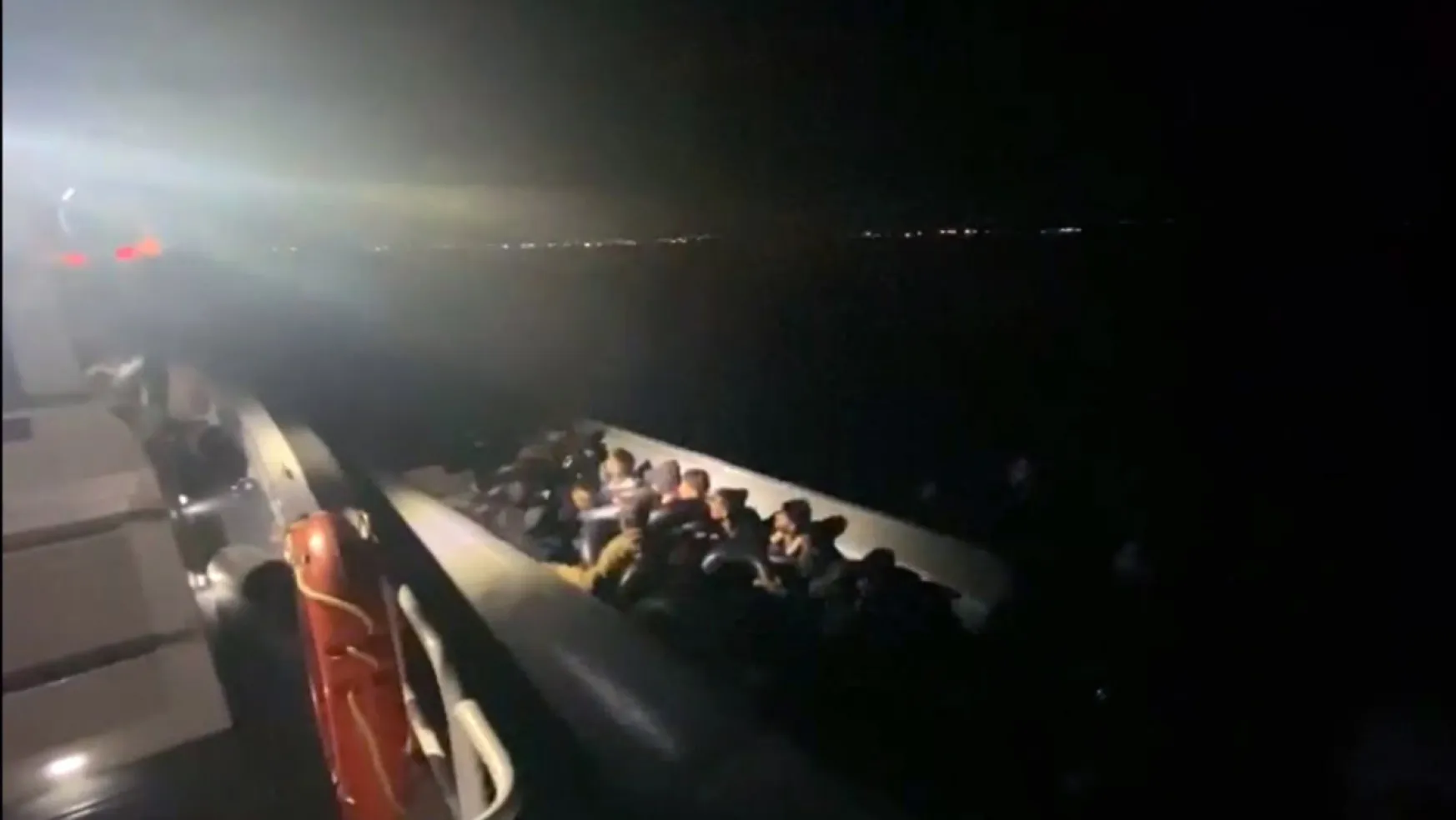 Düzensiz göçmenler mobil radara yakalandı