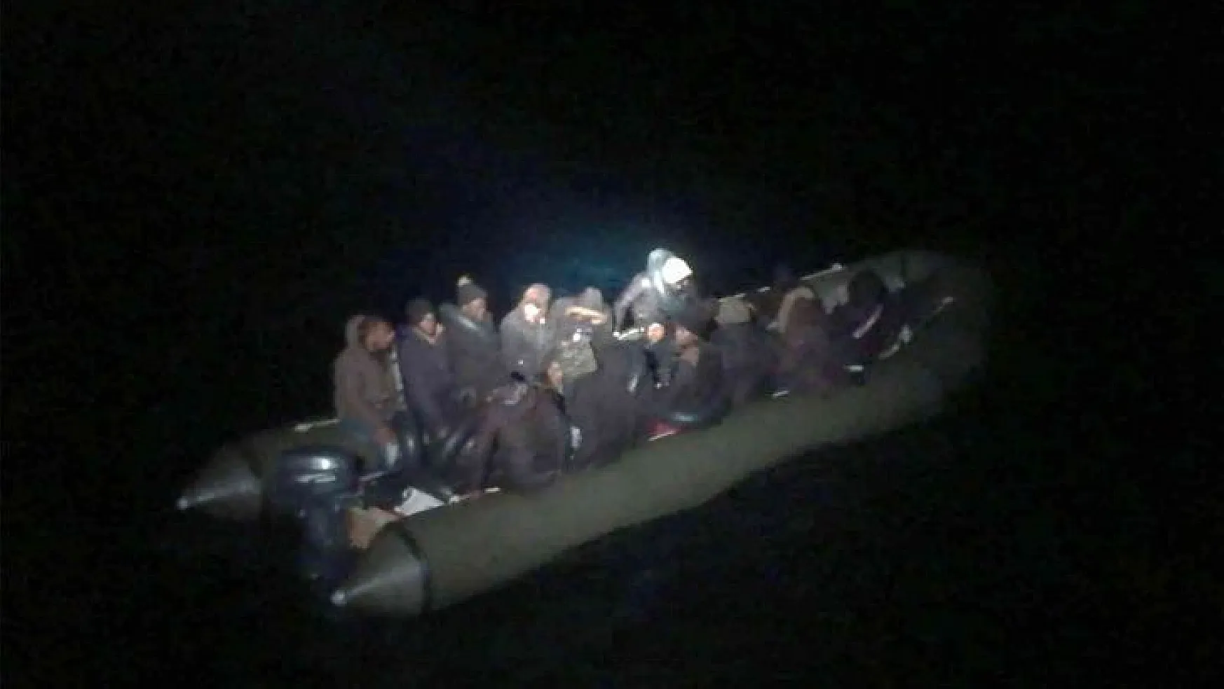 Fethiye açıklarında 32 düzensiz göçmen kurtarıldı