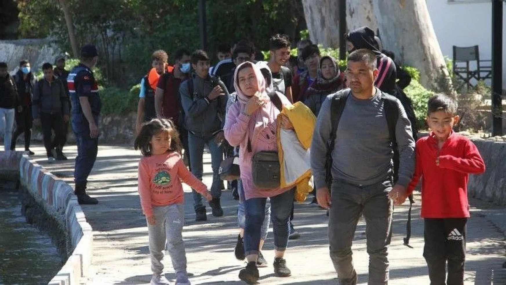 Fethiye'de 254 düzensiz göçmen yakalandı