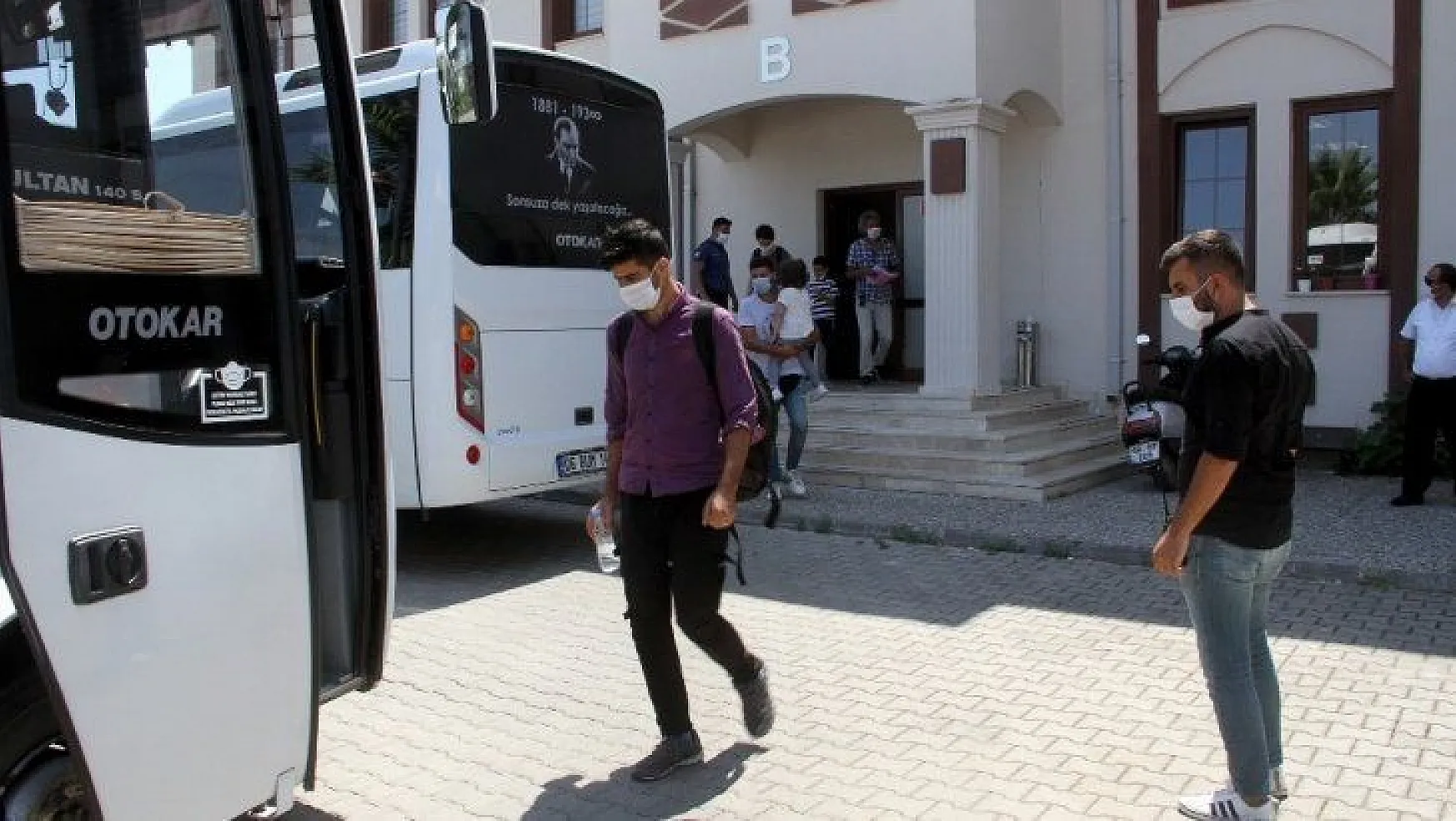 Fethiye'de 67 düzensiz göçmen yakalandı