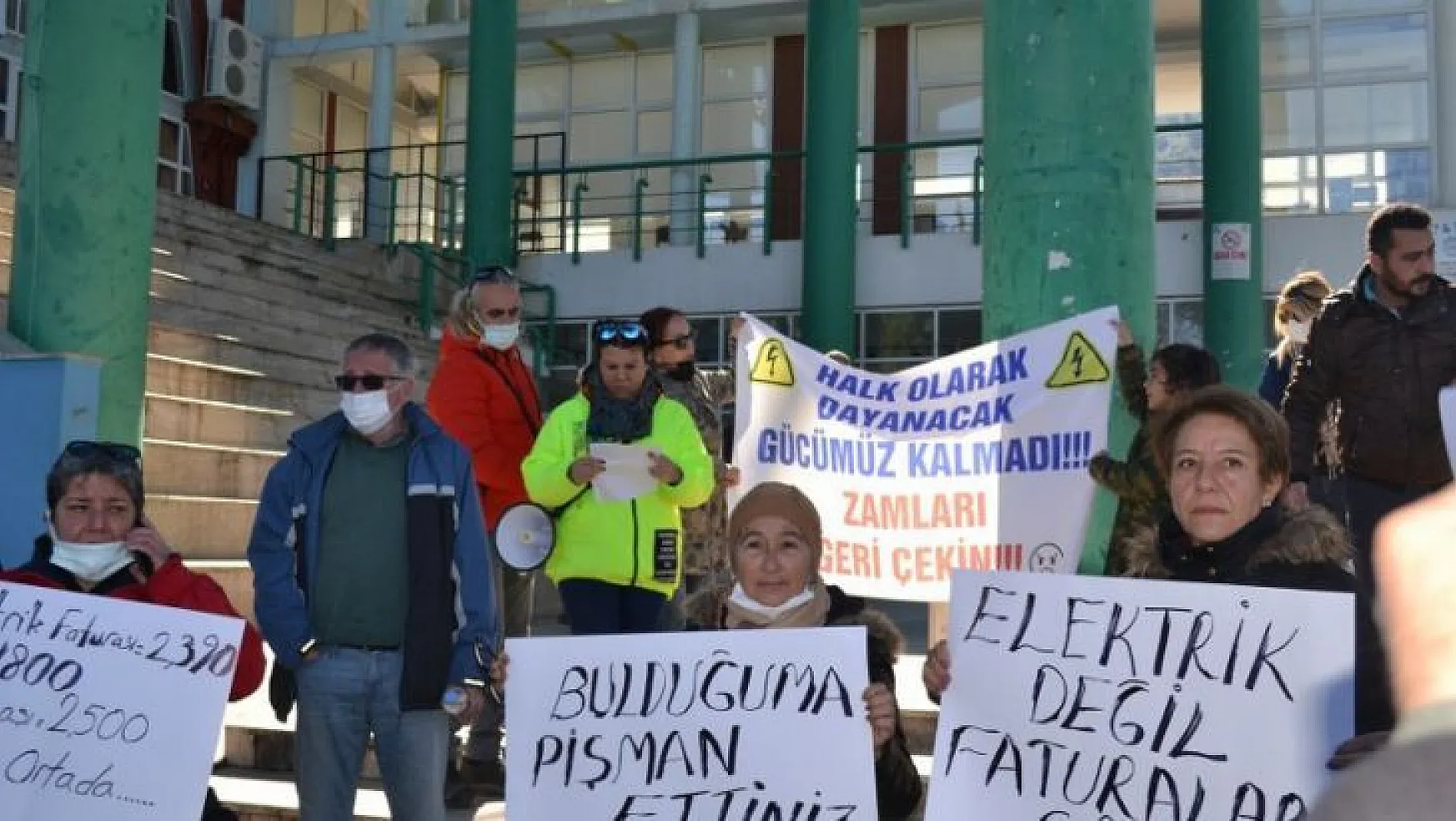 Fethiye'de elektrik faturası isyanı