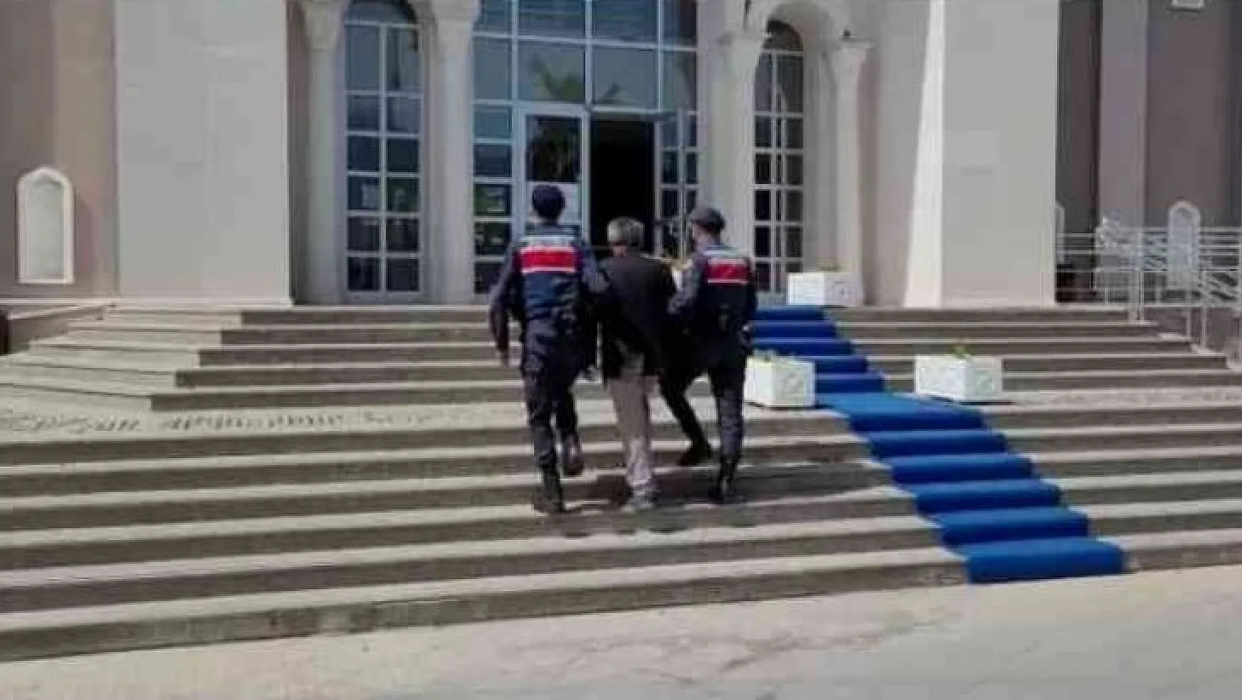 Fethiye'de hapis cezası bulunan hükümlüler yakalandı