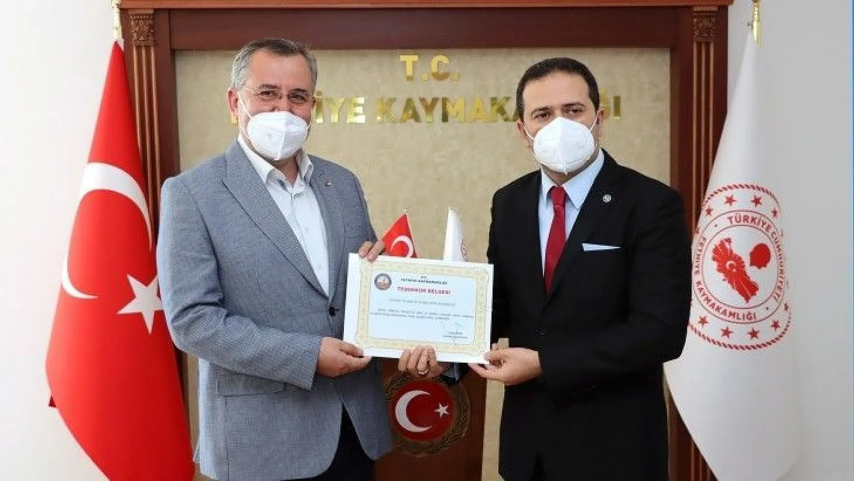 Fethiye Kaymakamı Fırat'tan Başkan Çıralı'ya teşekkür belgesi