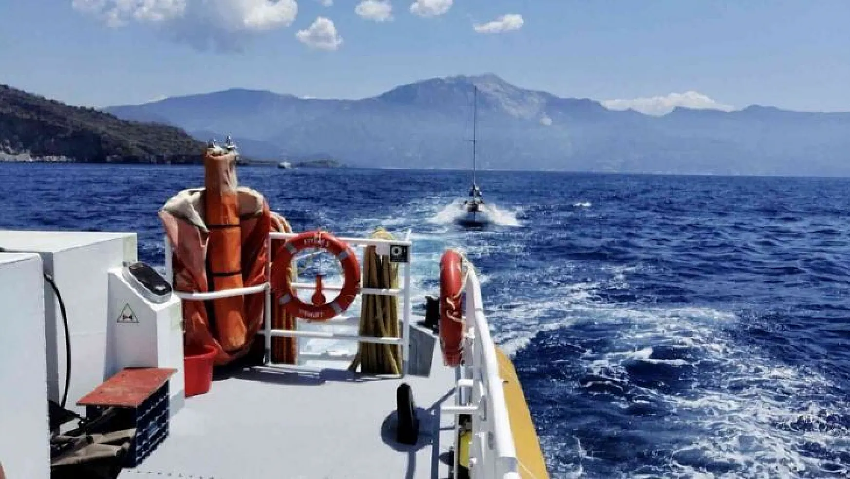 Fethiye Ölüdeniz'de sürüklenen tekne kurtarıldı