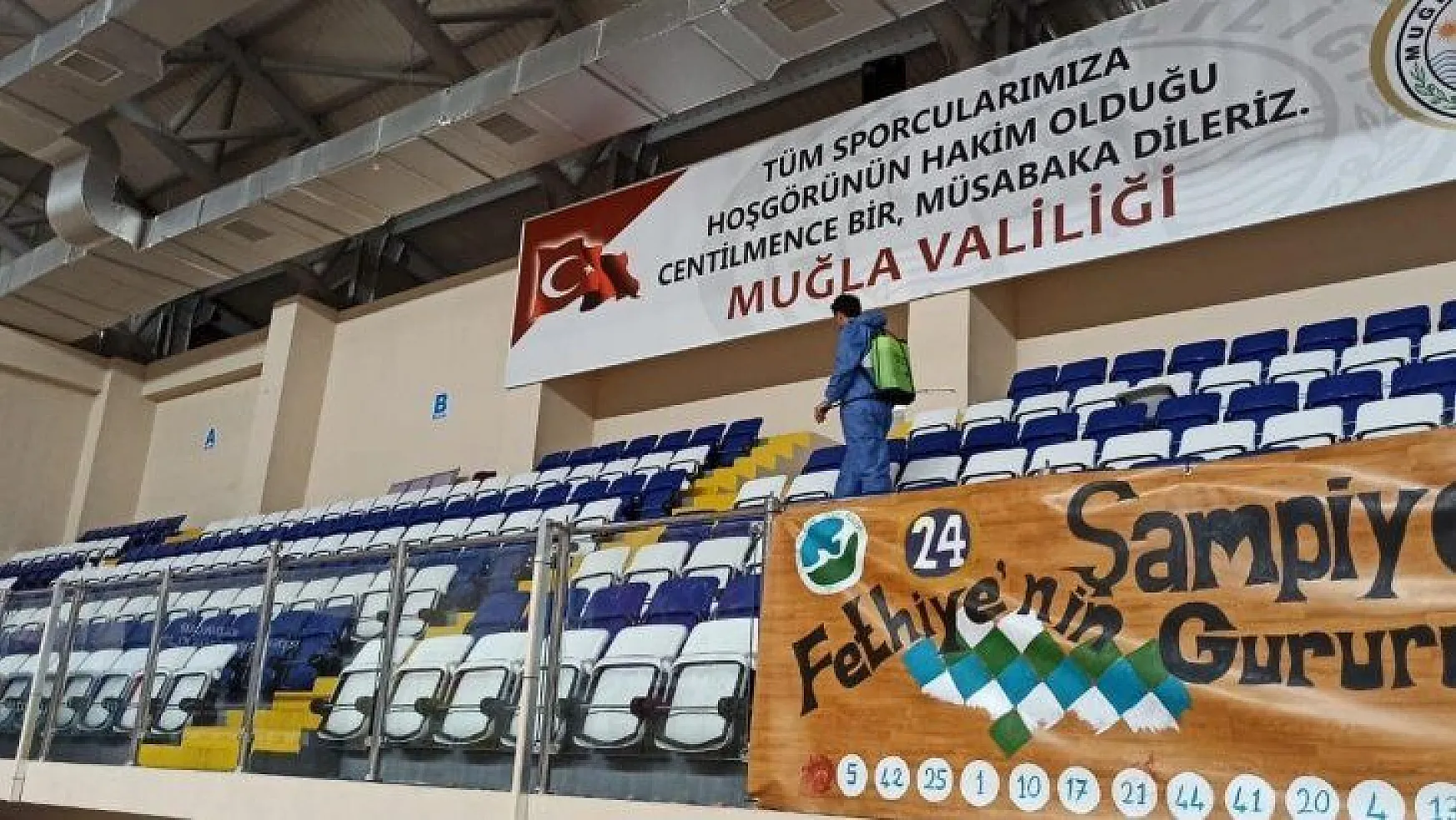 Fethiye'de Spor Salonları Dezenfekte Edildi