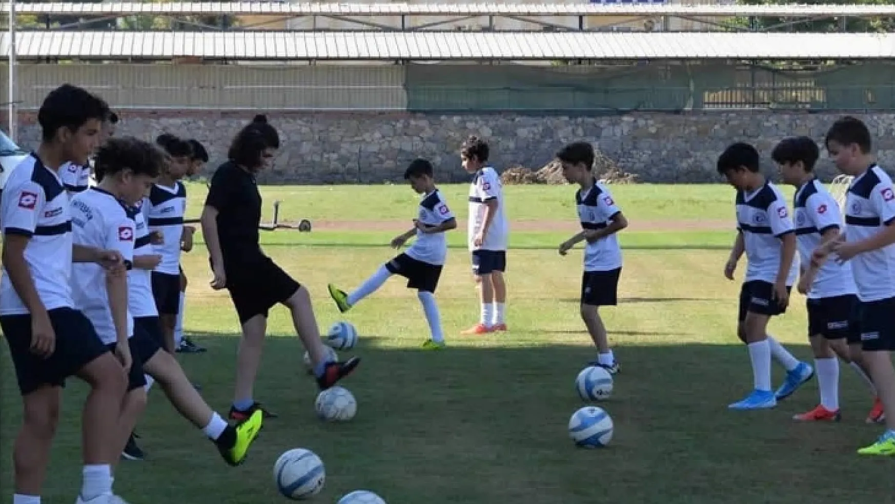 Fethiyespor Futbol Okulu Çalışmalarına Devam Ediyor
