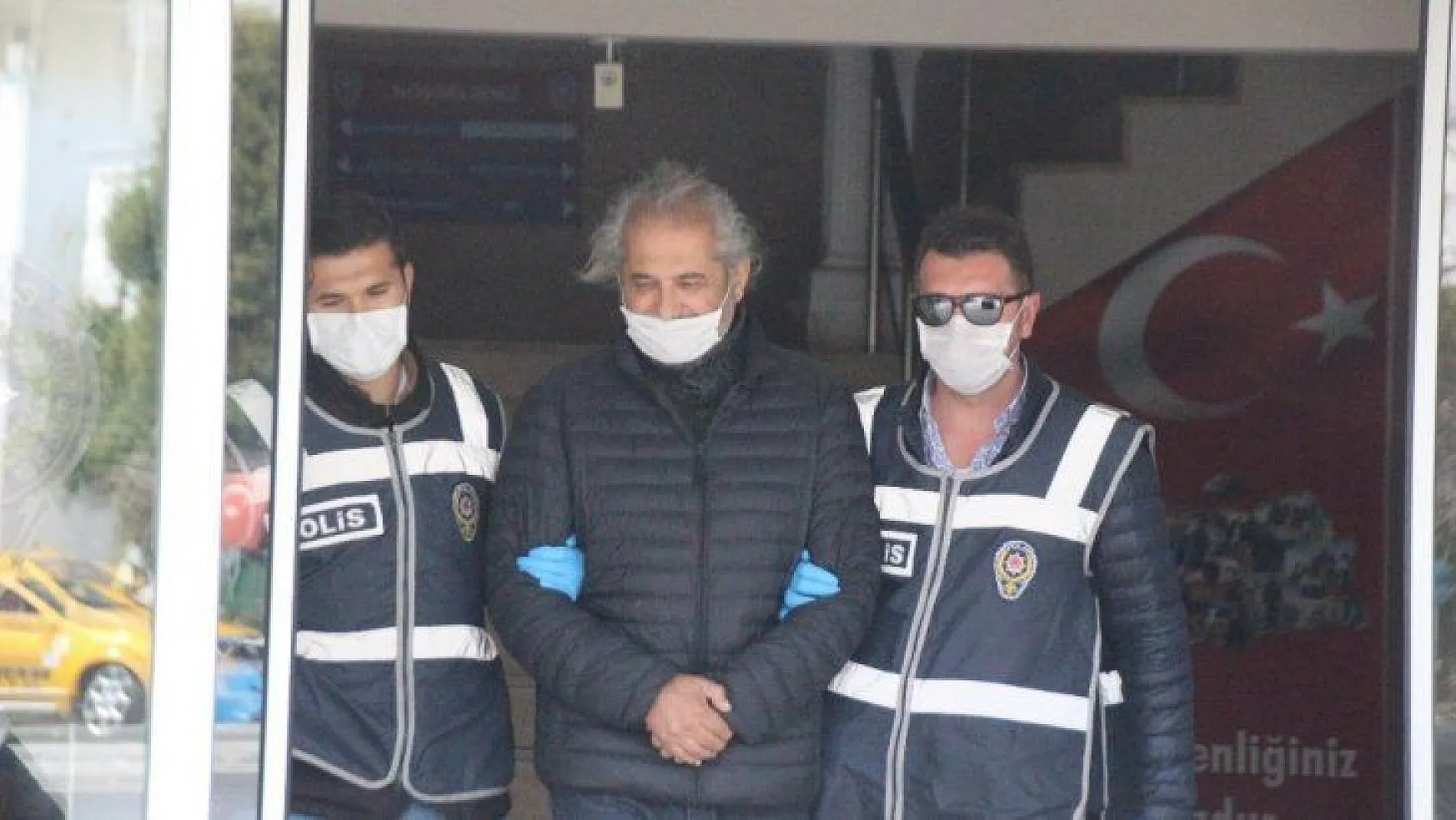 Hakan Aygün, teknesinde gözaltına alındı