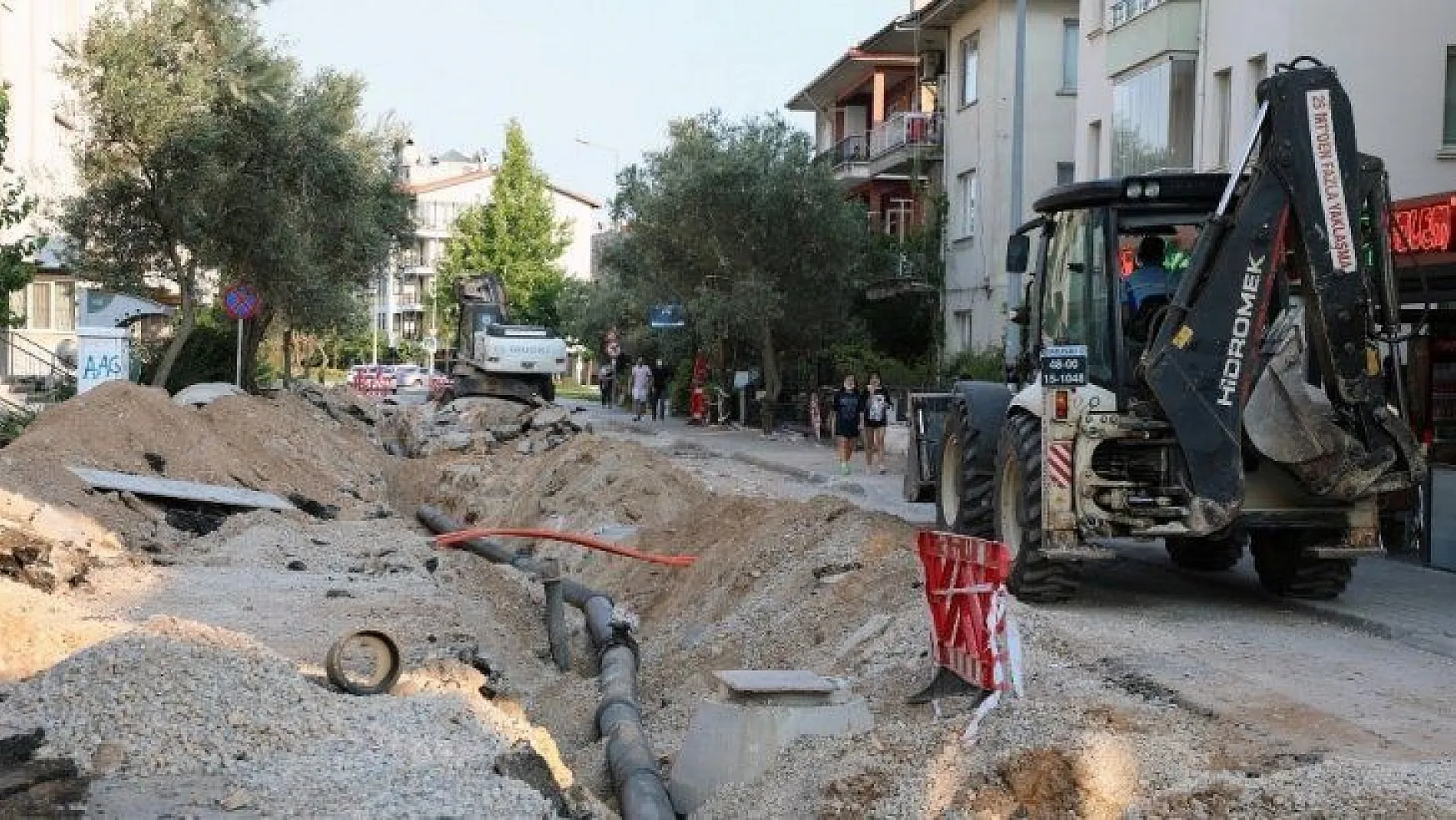 Hasan Ercan Caddesi yenilenen yüzüyle hizmet verecek