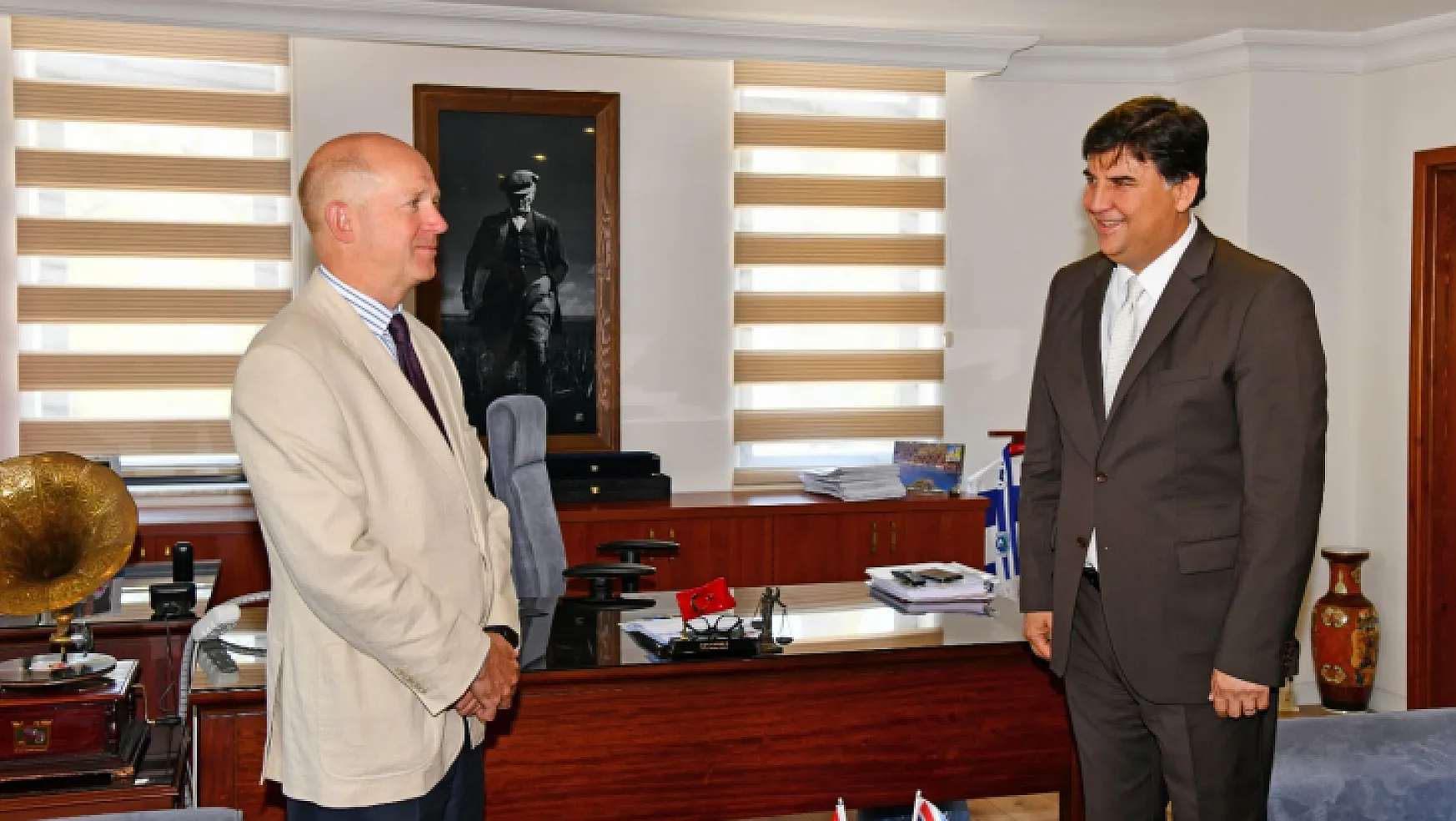İngiliz Büyükelçi'den Fethiye Belediyesi'ne ziyaret