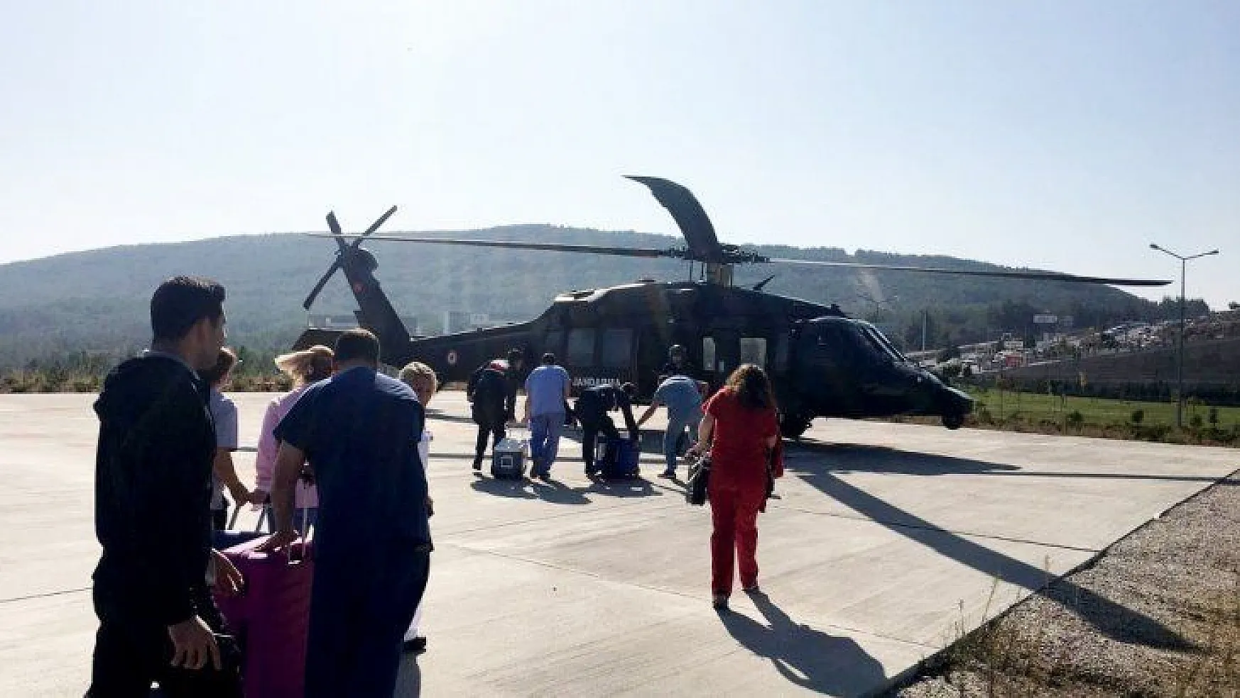 Jandarma helikopteri 'hayat kurtarmak' için havalandı