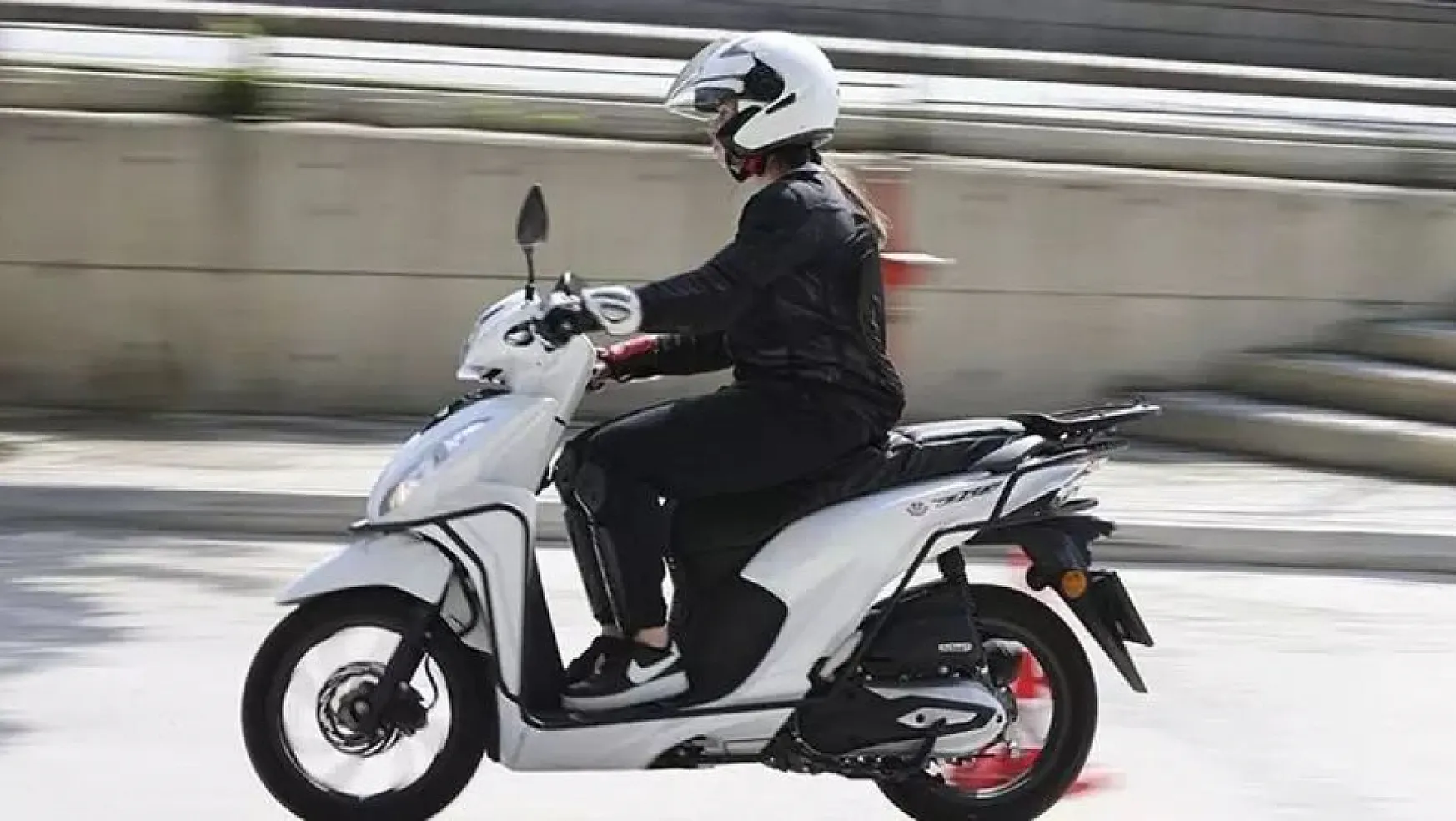Karar Resmi Gazete'de, B sınıfı ehliyetle 125 cc motosiklet kullanılabilecek