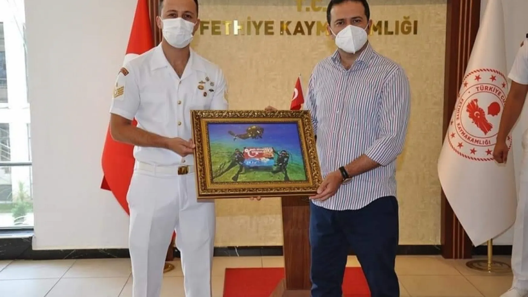 Kaymakam Fırat'tan, Sahil Güvenlik Komutanlığına Başarı Belgesi