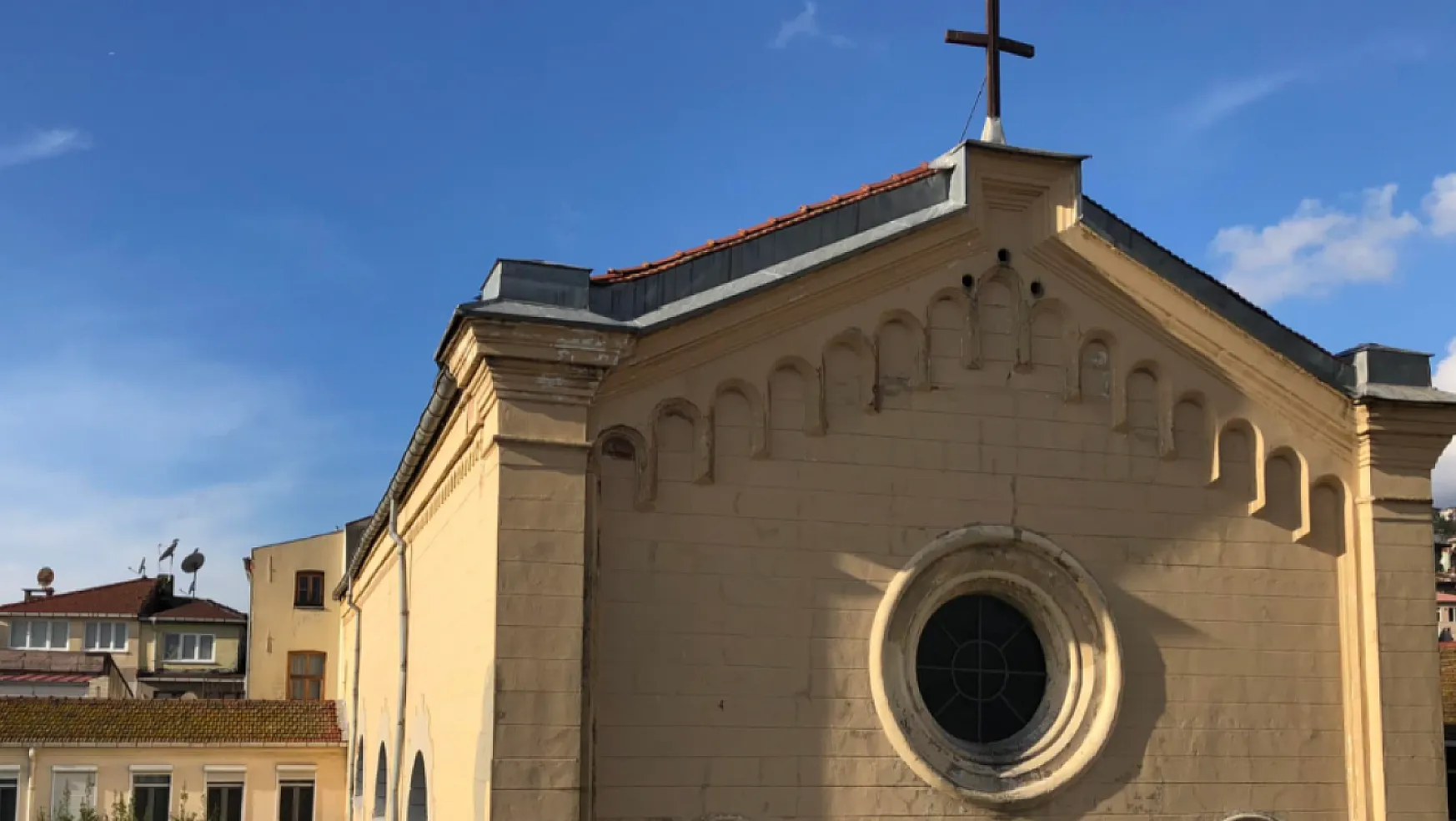 Kiliseye silahlı saldırı gerçekleşti! 1 kişi öldü!