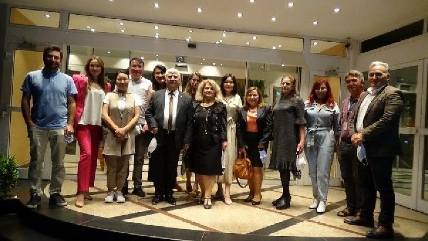 Kırgızistanlı ve Kazakistanlı gazeteciler Marmaris'e geldi