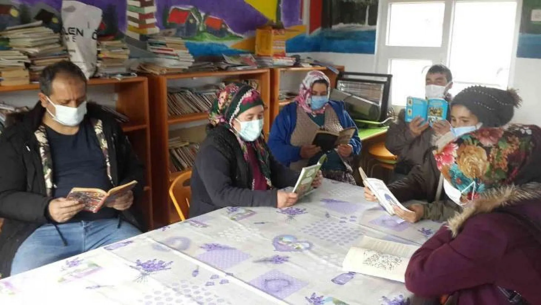 Köyceğiz'de 'Ailemle Kitap Okuyorum' etkinliği devam ediyor