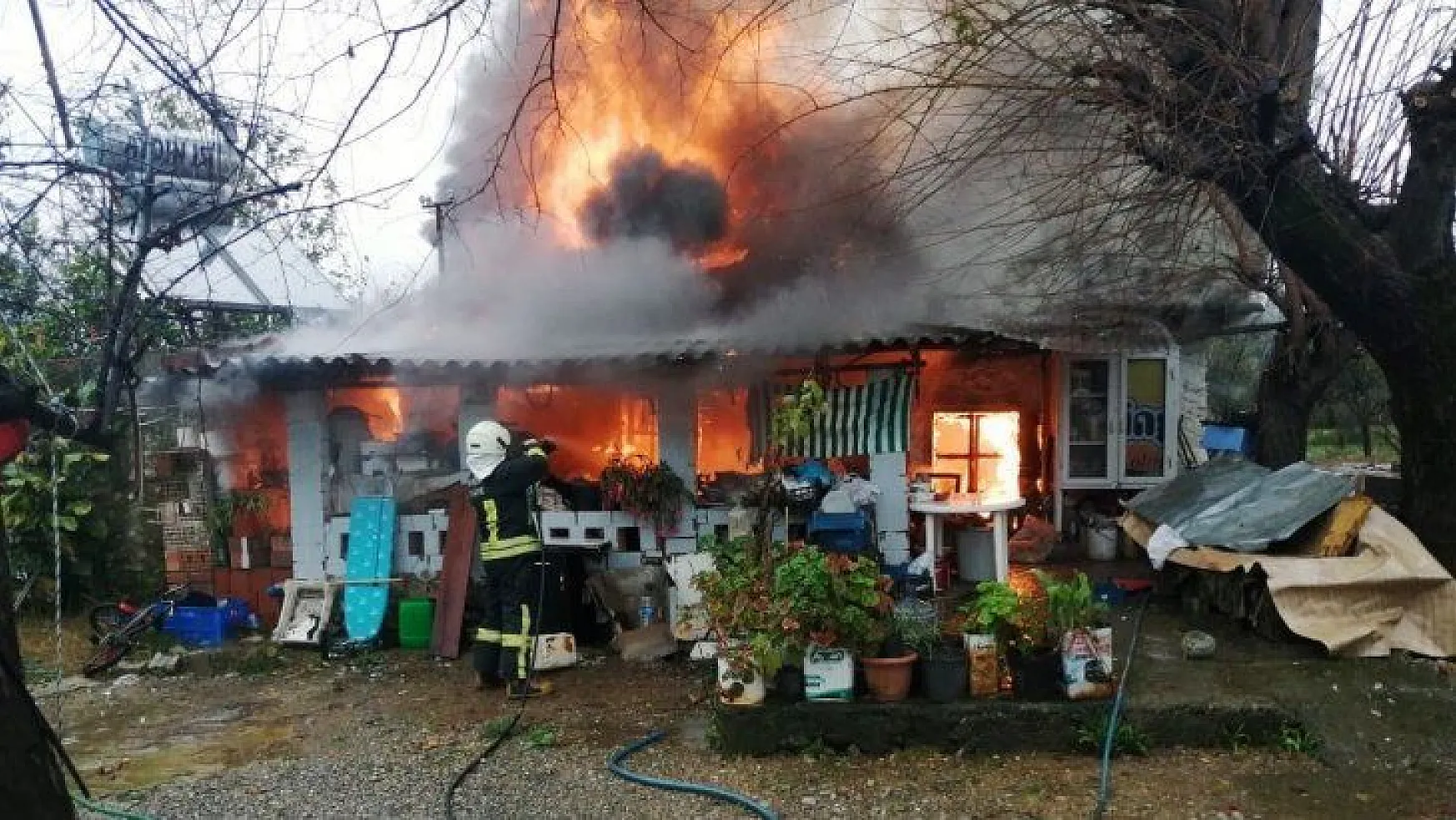 Köyceğiz'de ev yangını