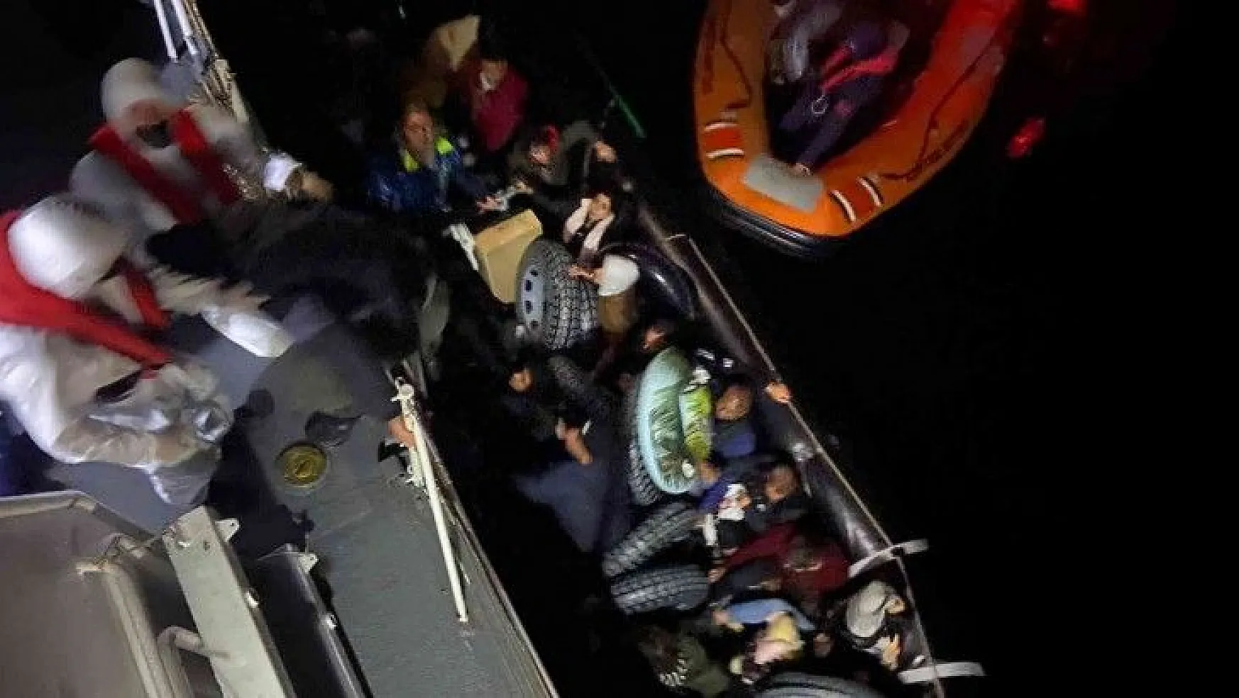 Marmaris'te 46 düzensiz göçmen kurtarıldı