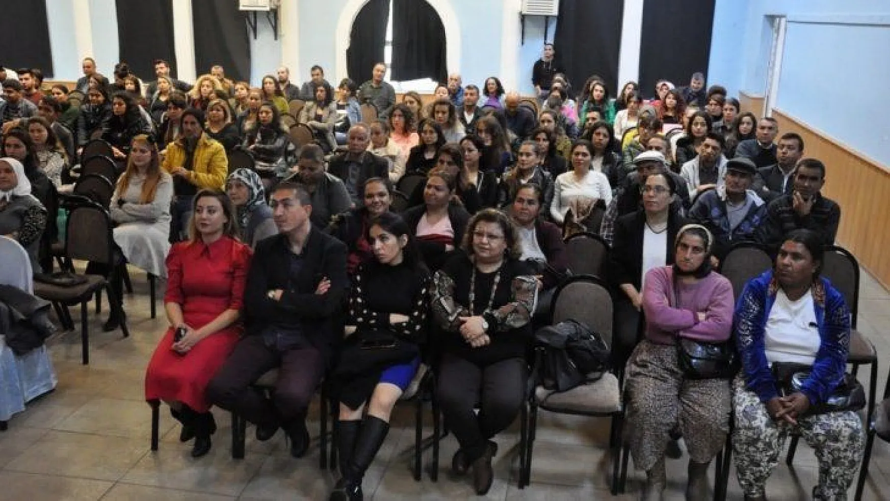 Milas'ta 'Mahremiyet ve Tacizden Korunma' konferansı