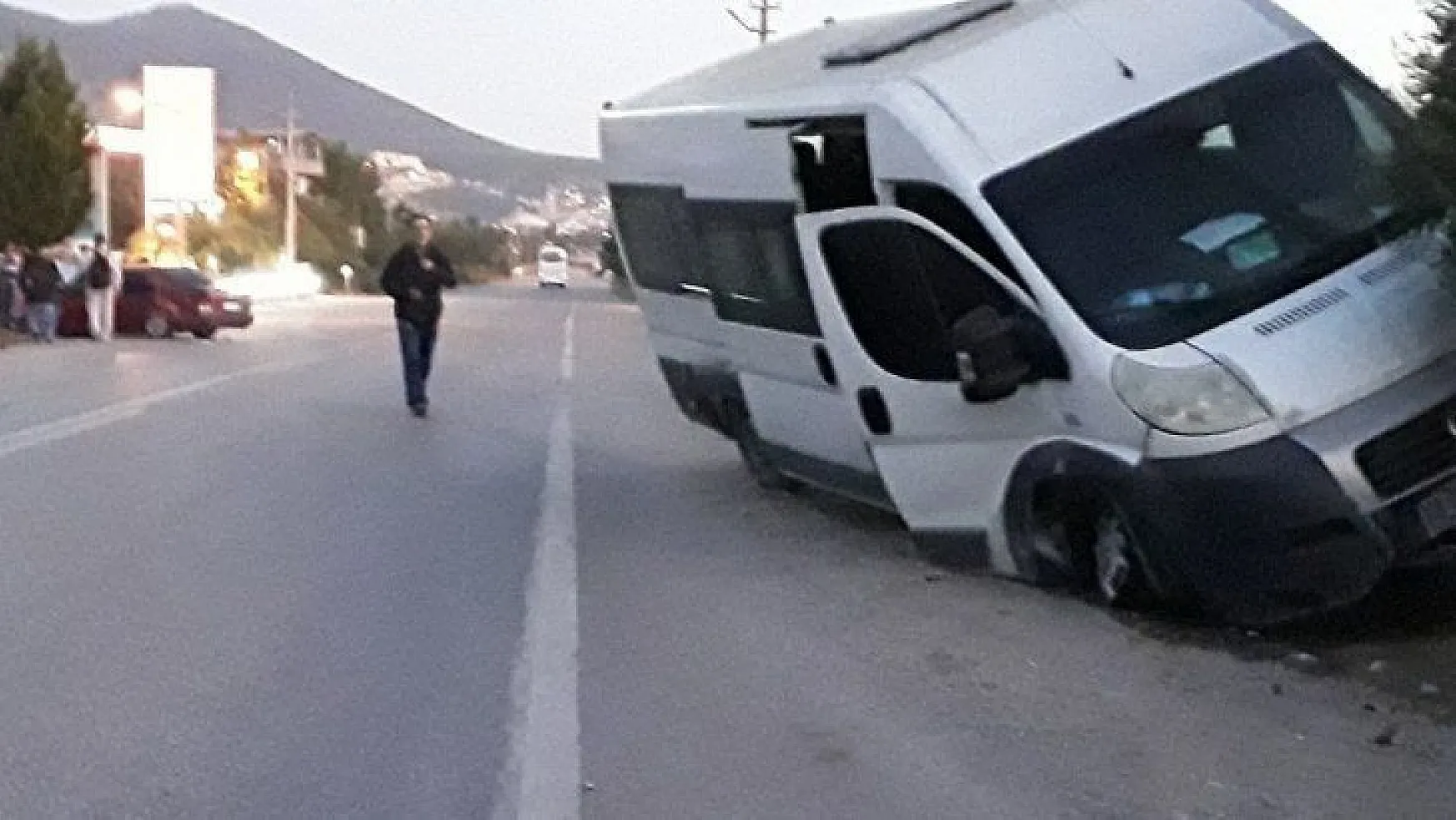 Milas'ta trafik kazası 6 yaralı
