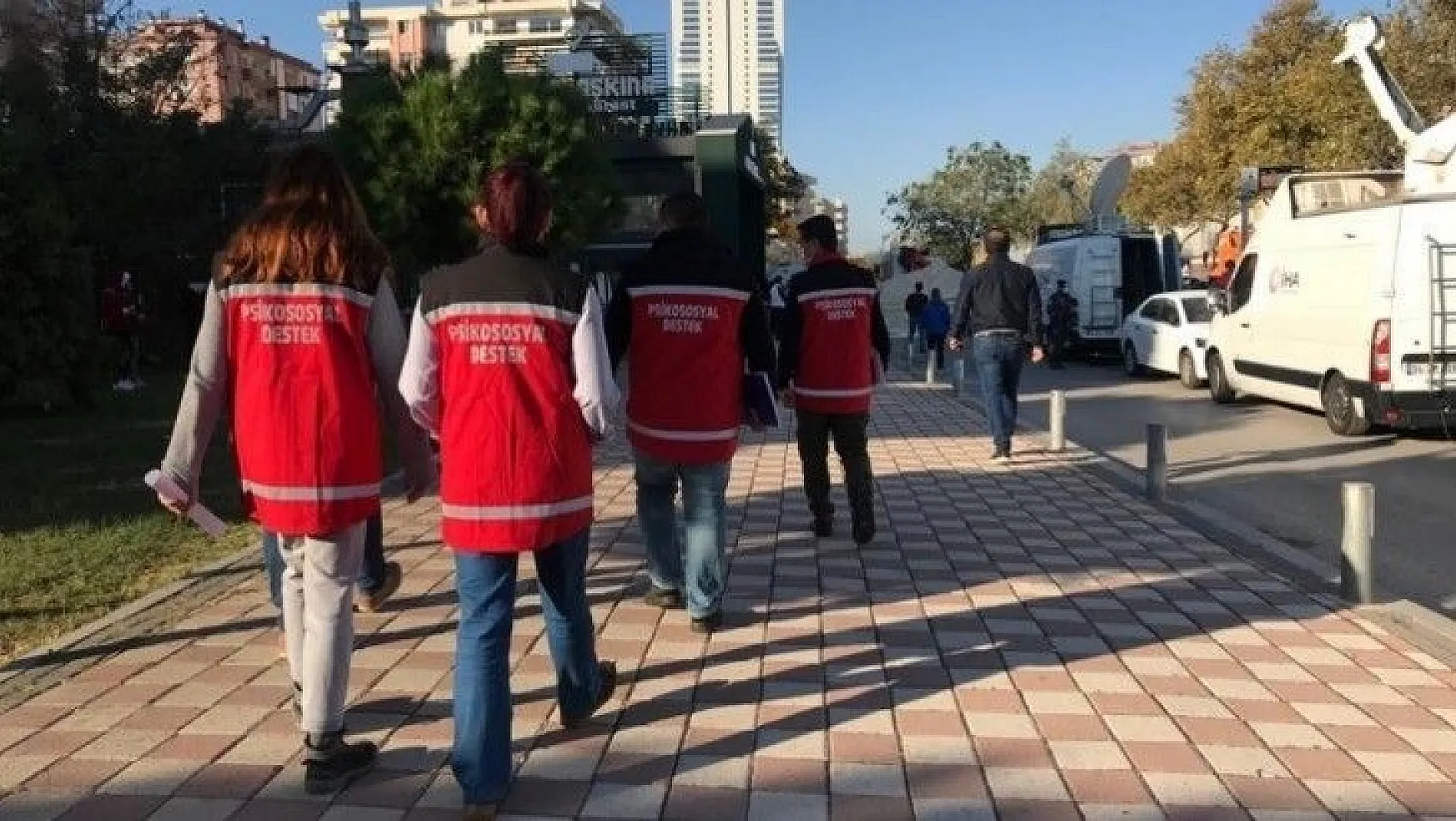 Muğla'dan psikolojik destek ekipleri İzmir'e gönderildi