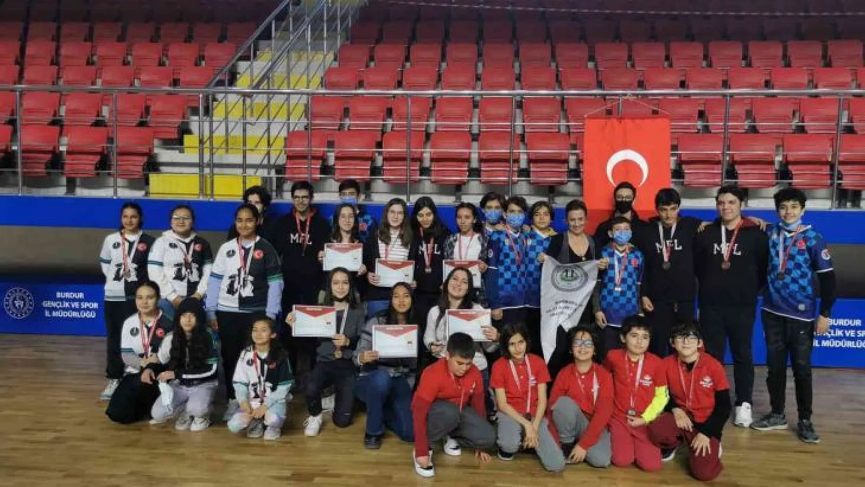 Muğla, satrançta Burdur'da 5 takımla final hakkı kazandı