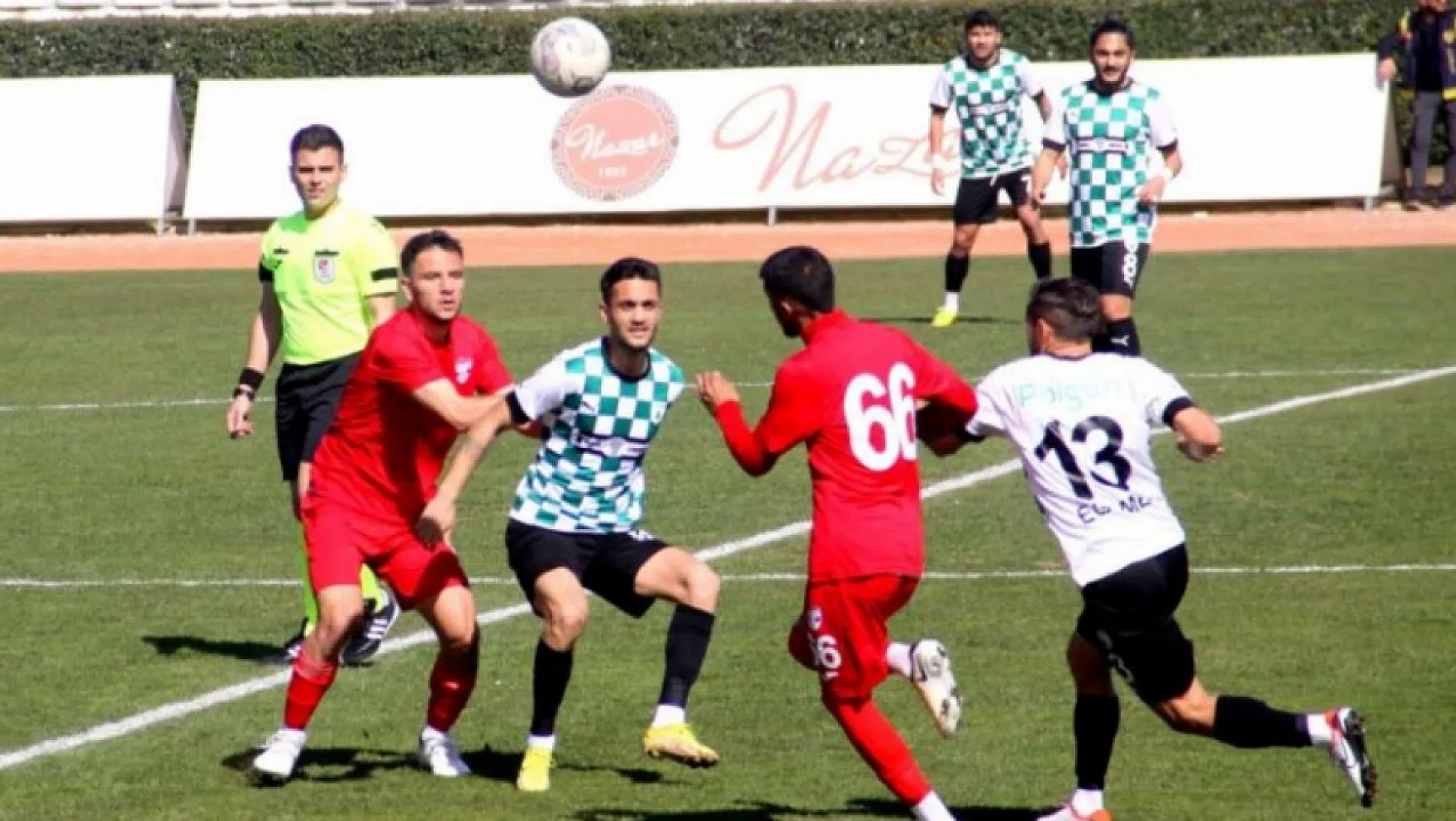 Muğlaspor, evinde karşılaştığı Sökespor'a 2-1 mağlup oldu
