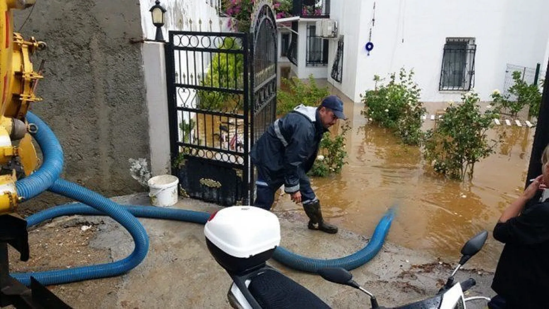 MUSKİ'den Bodrum'da su baskınlarına kısa sürede müdahale