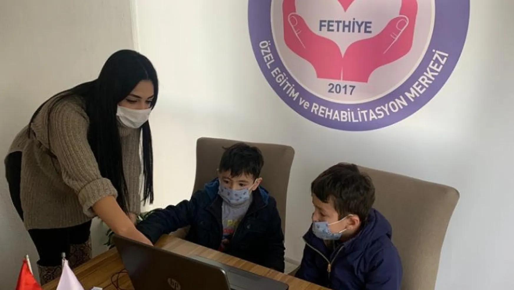 Nursel Özdemir'den  çocuklarda internetin güvenli kullanımı