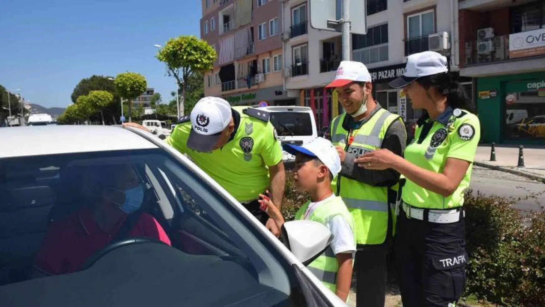 Ortaca'da trafik polisleri engelli öğrencilerle bir araya geldi