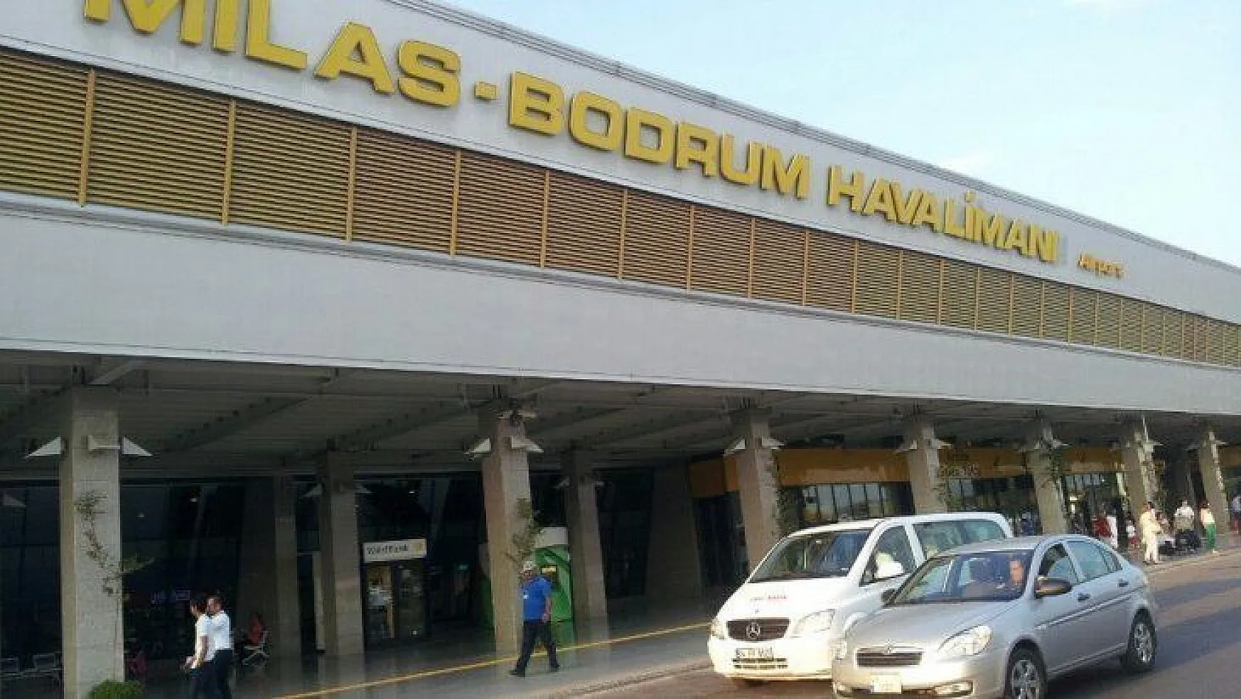 Özer 'Bodrum değil, Milas Bodrum Havalimanı'