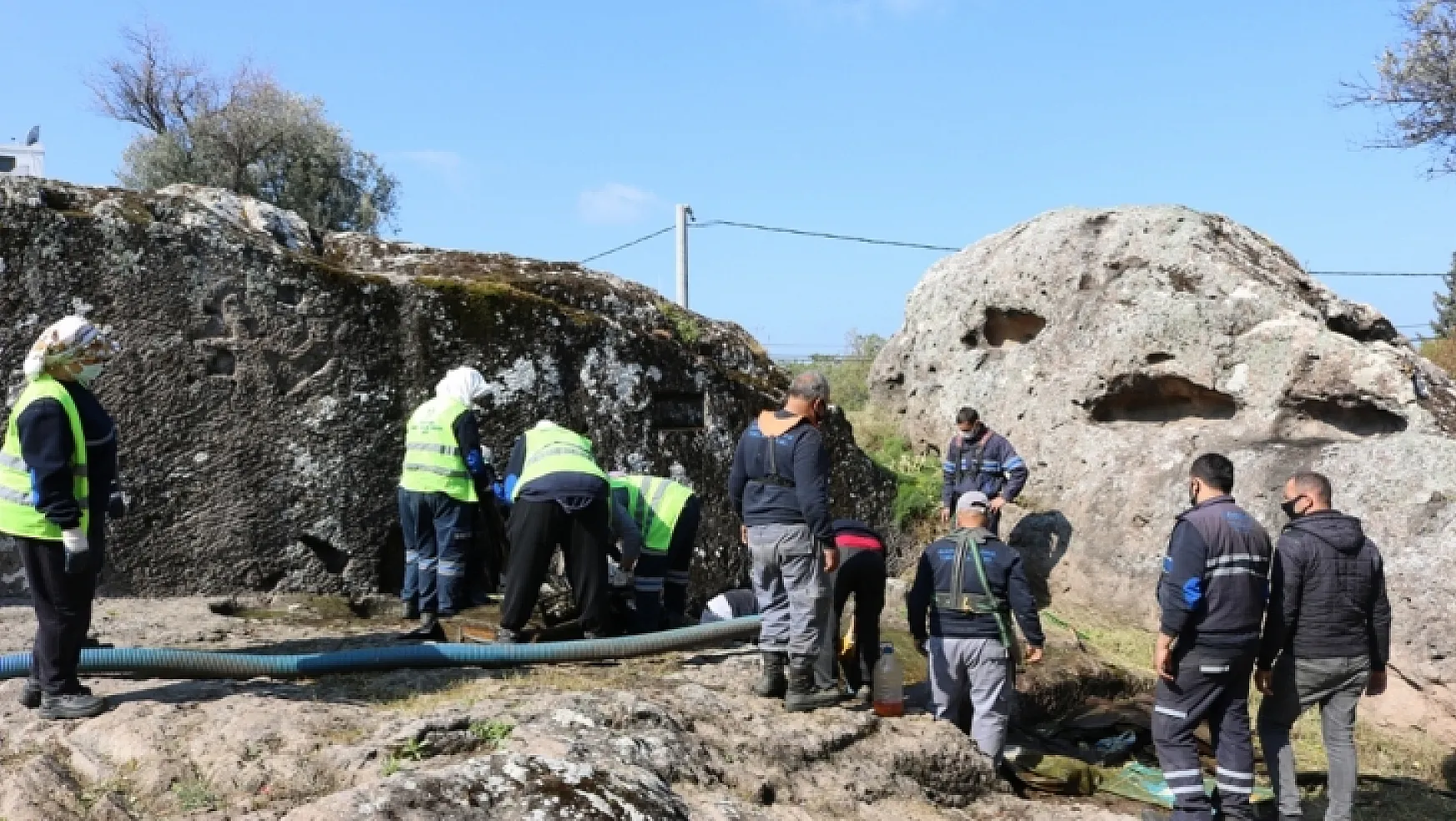 Roma Dönemine ait kaya mezarları Bodrum turizmine kazandırılacak